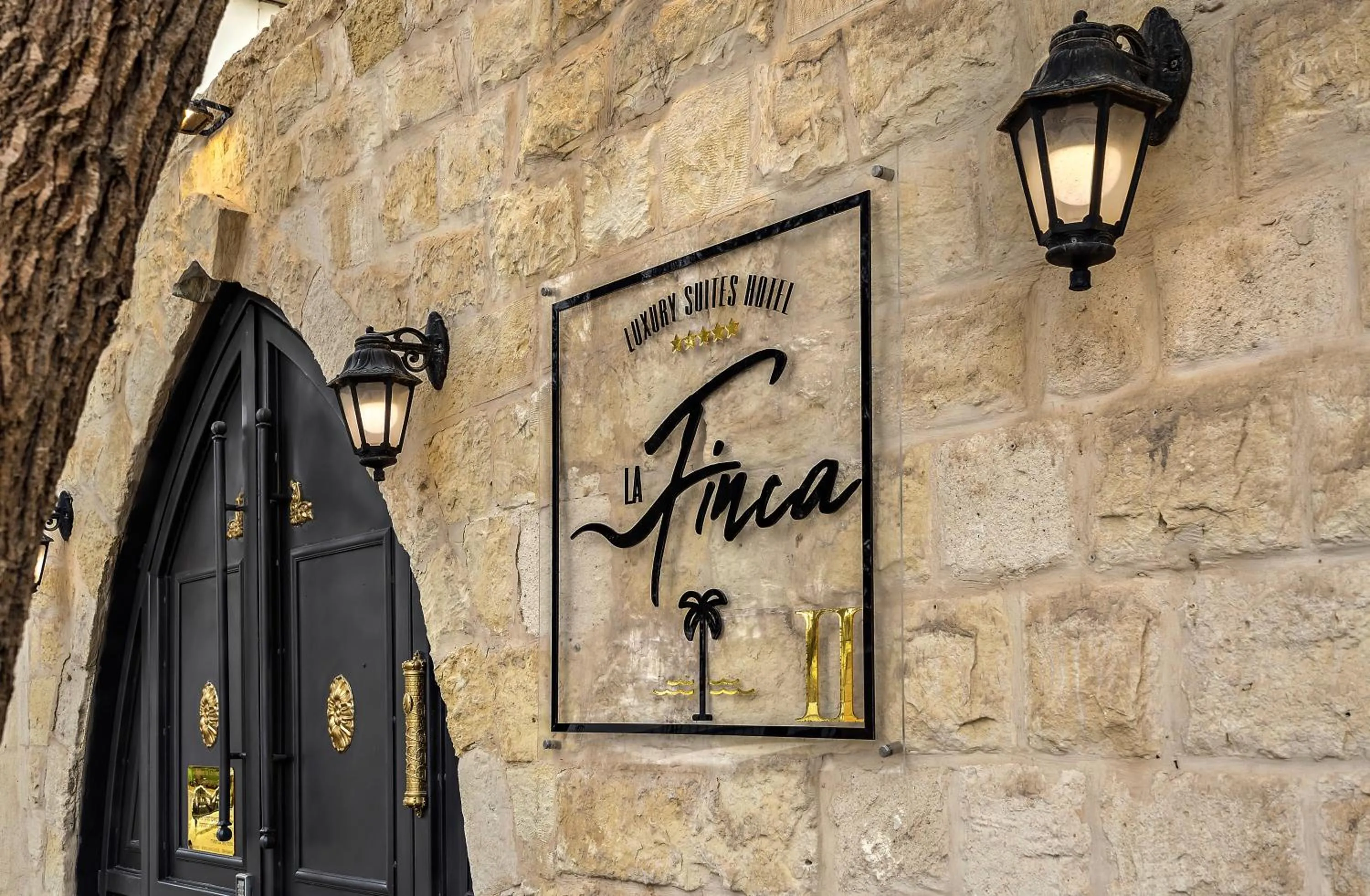 Property building in Old City Boutique - By La Finca Hotels