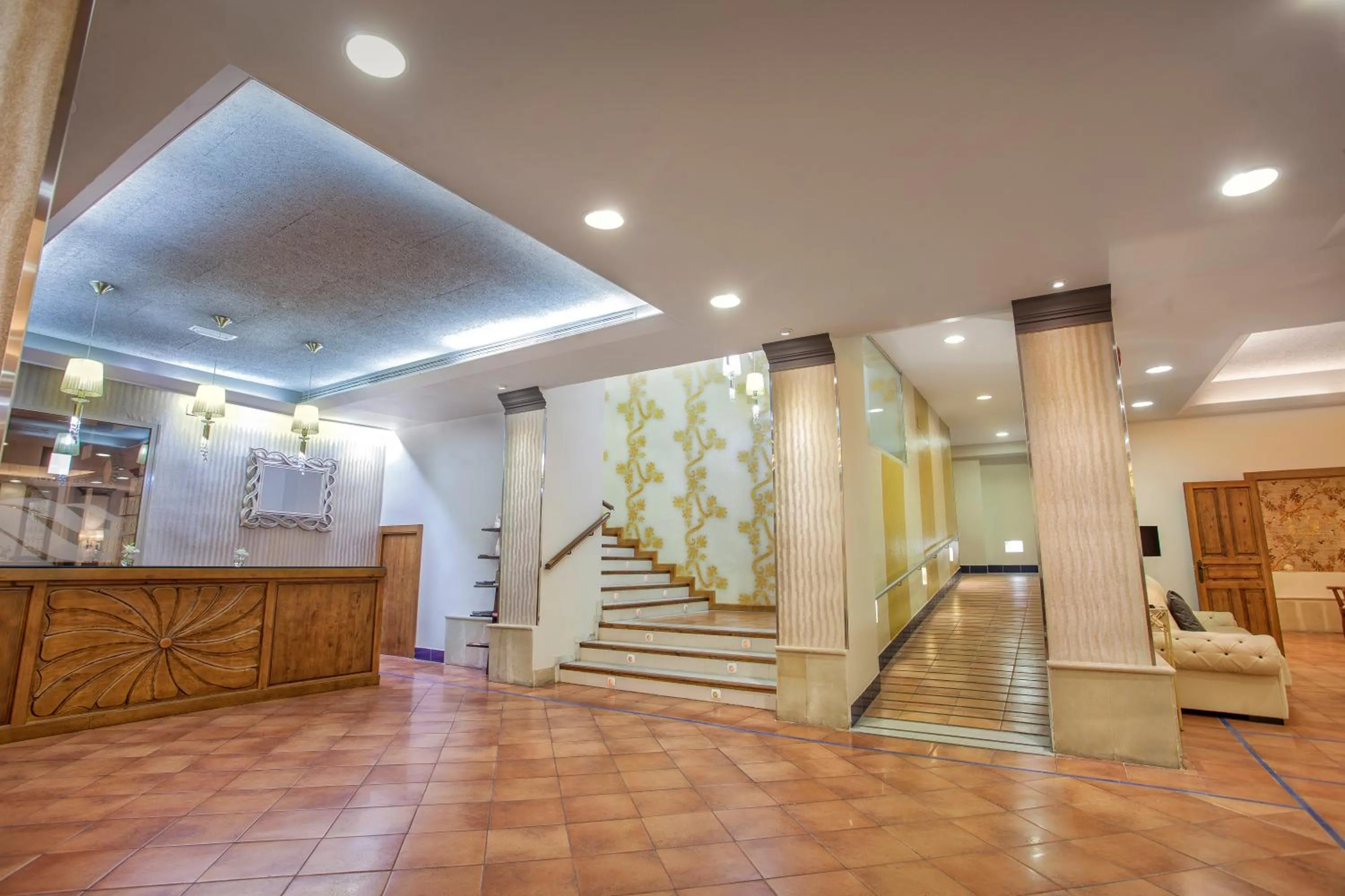 Lobby or reception in Hotel Rosaleda Don Pedro