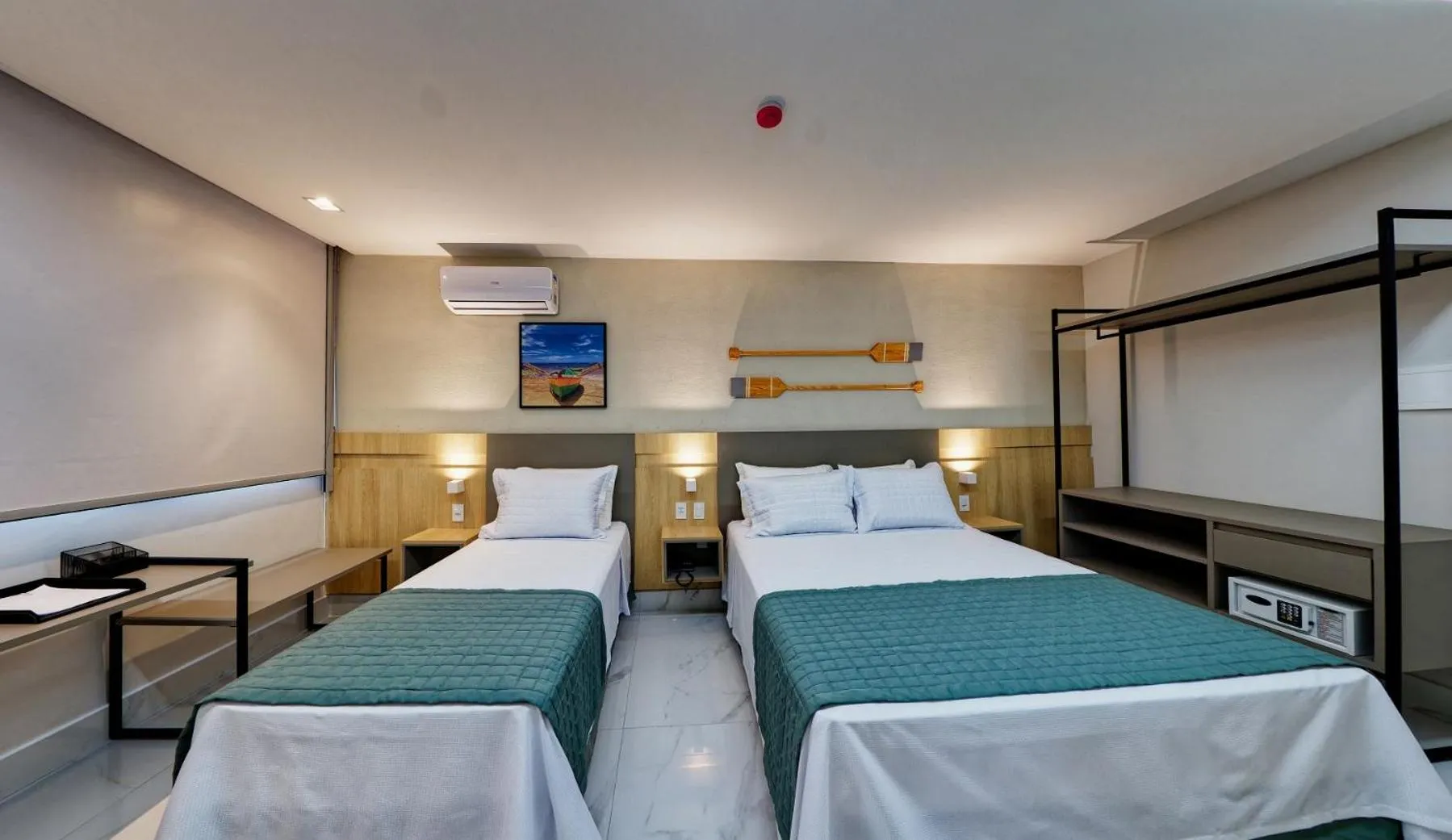 Photo of the whole room, Bed in Gaeta Hotel