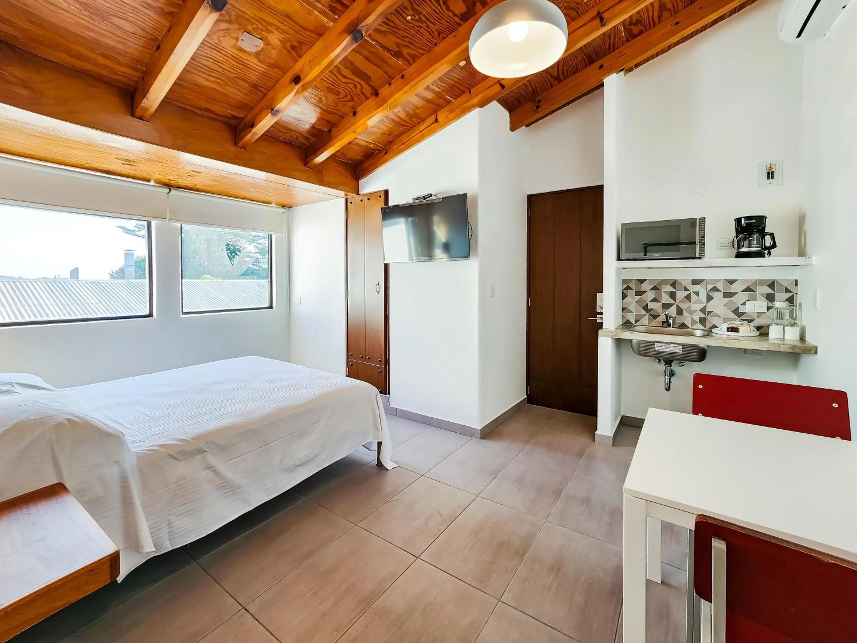 Bed in Niebla Suites