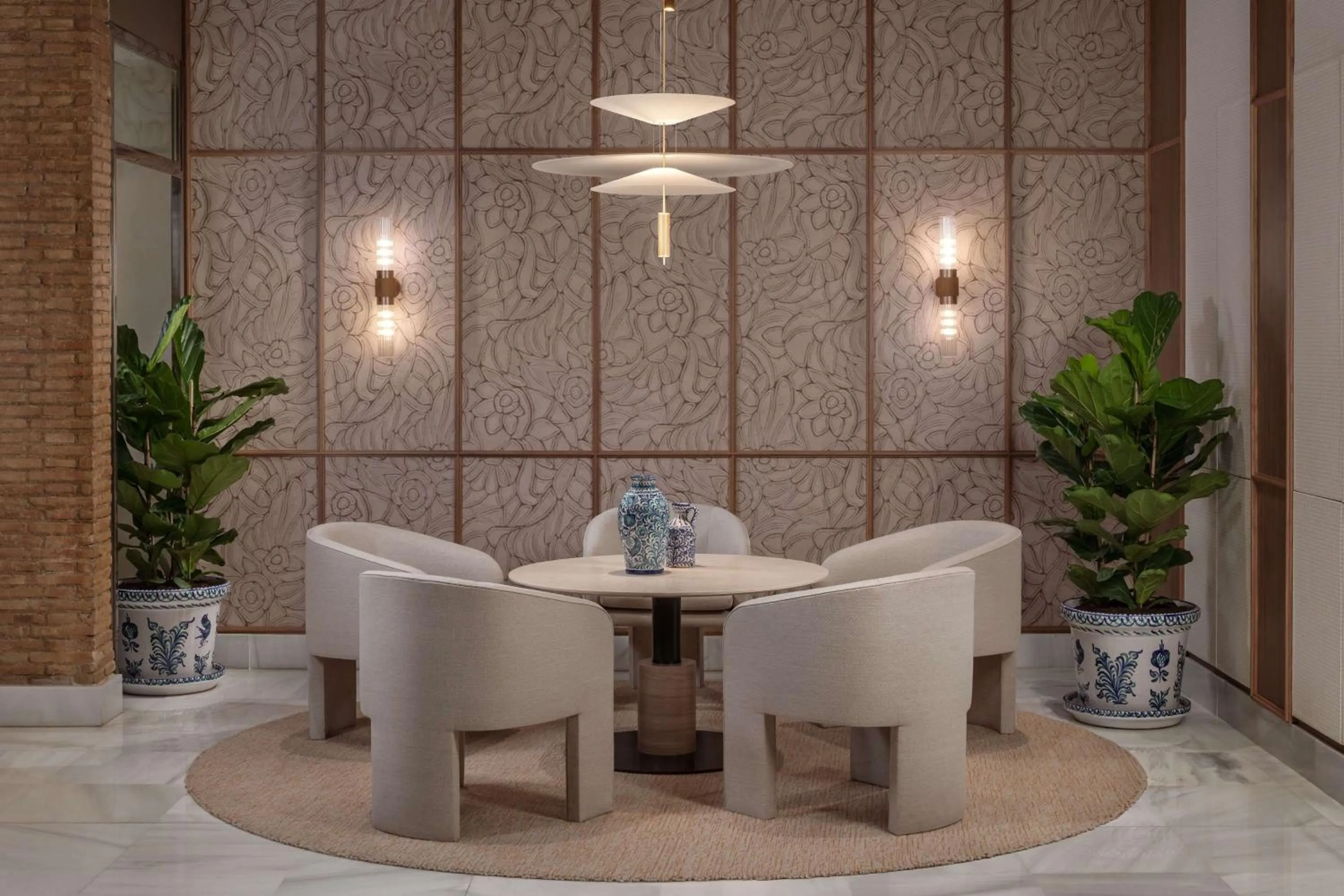 Lobby or reception in NH Collection Victoria