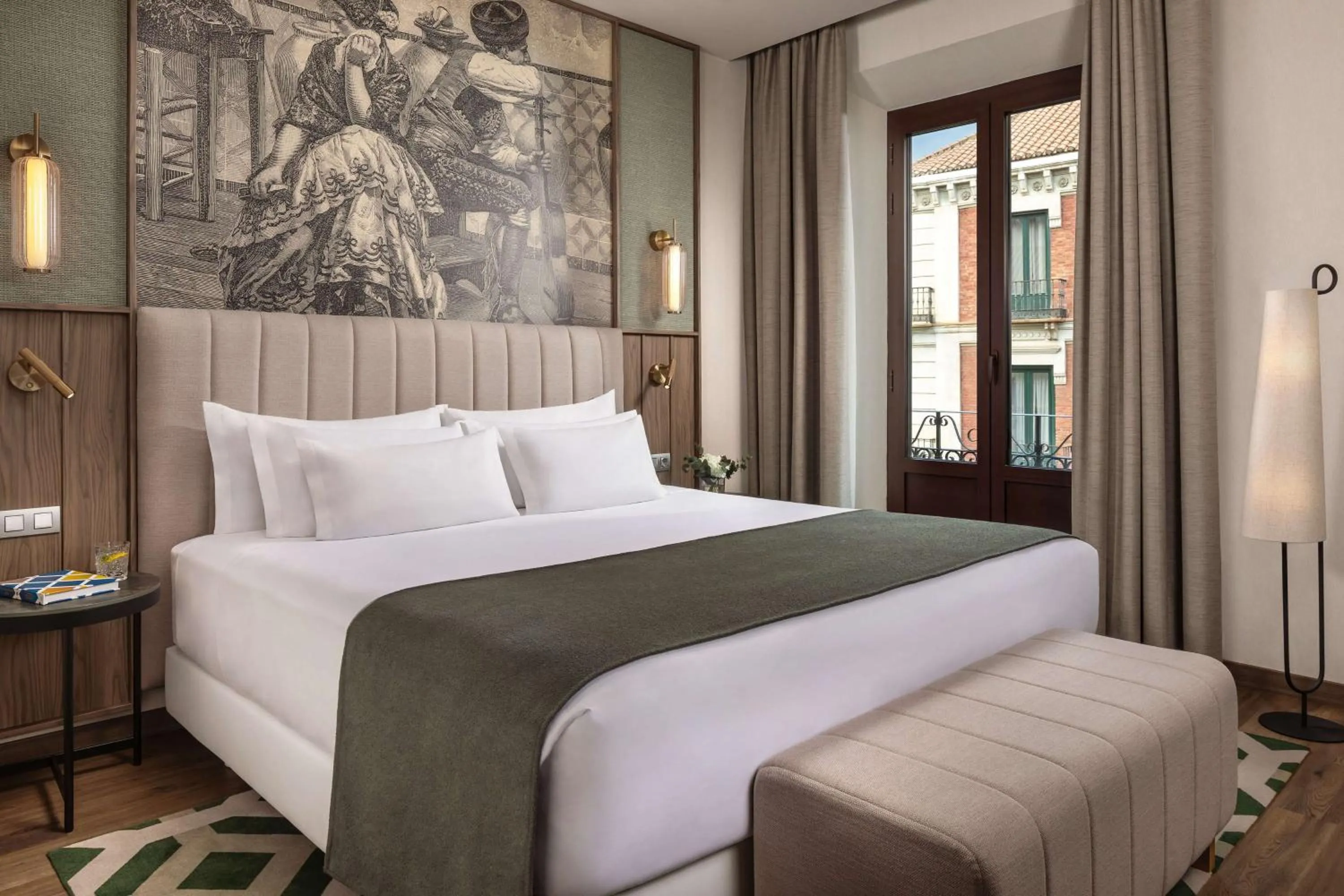 Photo of the whole room, Bed in NH Collection Victoria