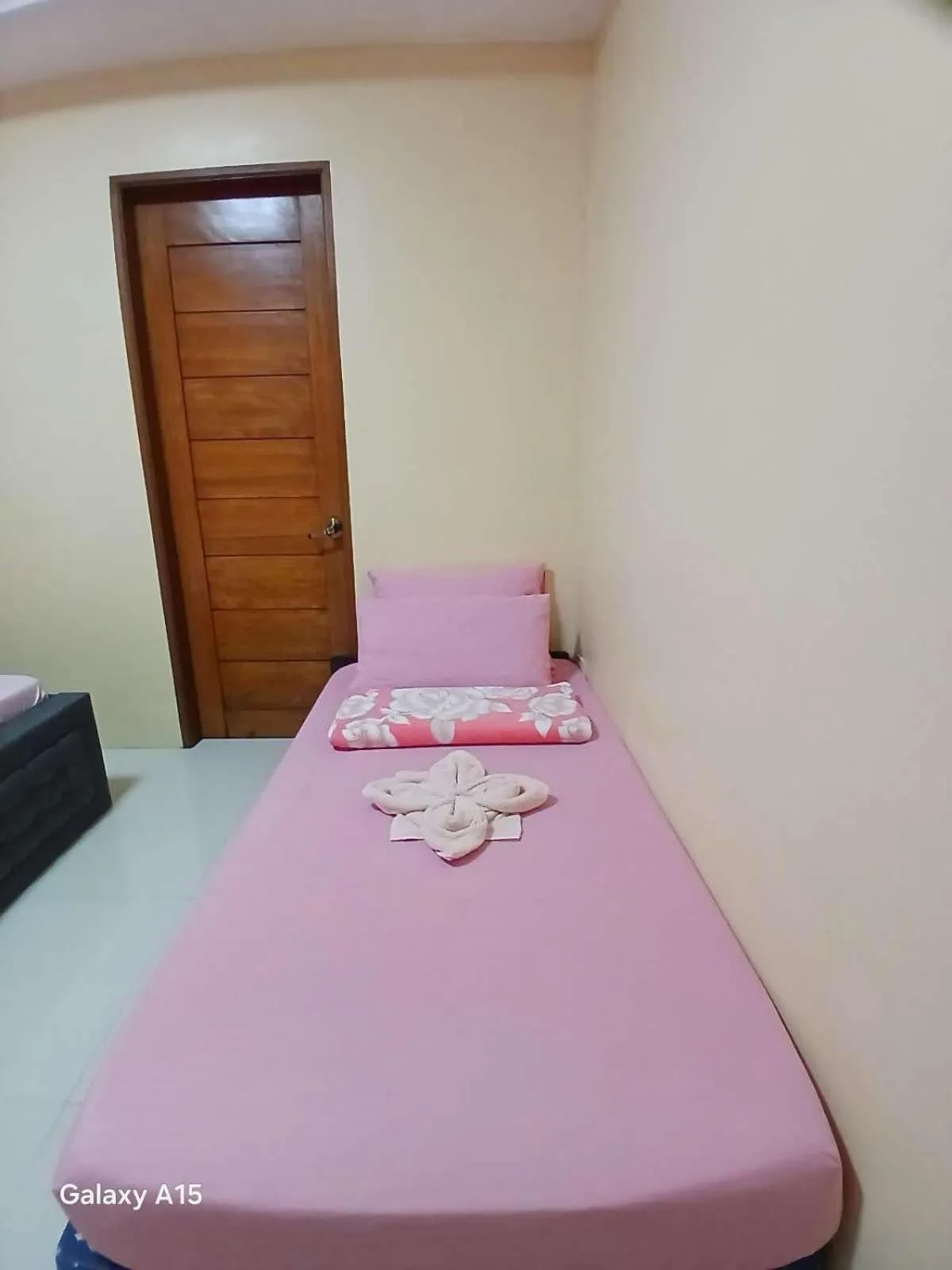 Bed in Aussie Inn Baguio City Direct