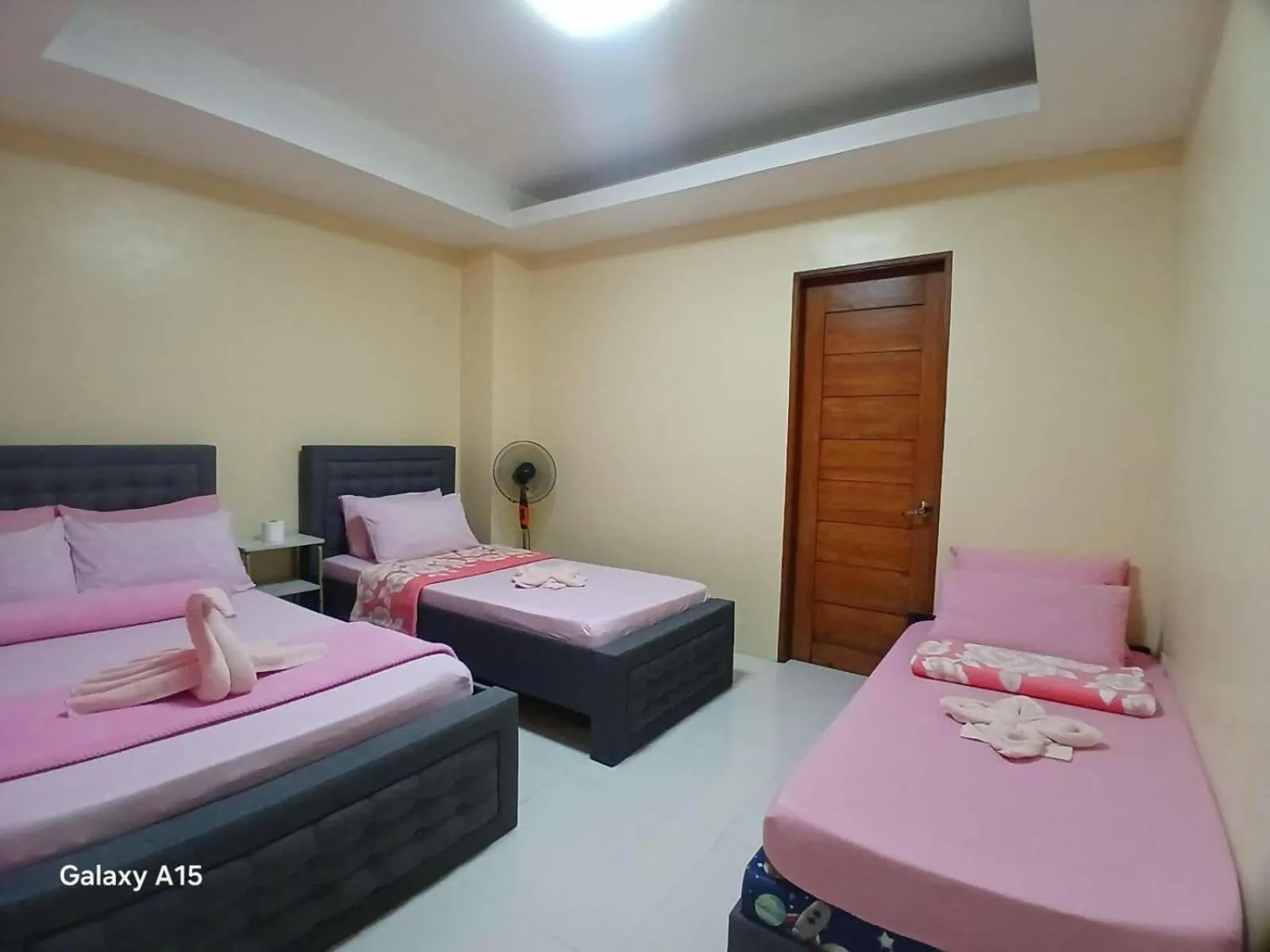 Bed in Aussie Inn Baguio City Direct