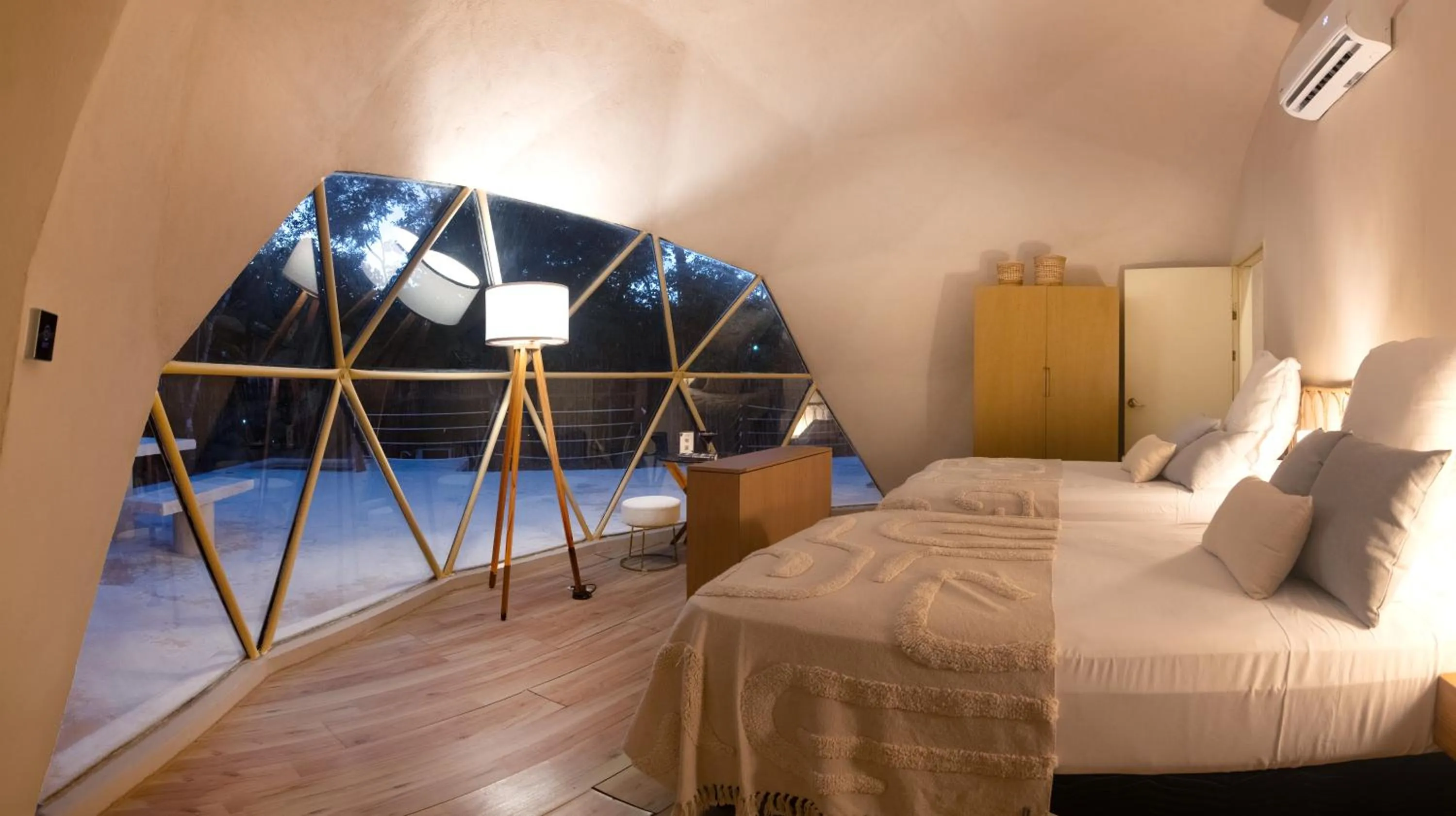 Bedroom, Bed in Alma Maya Resort - Riviera Maya