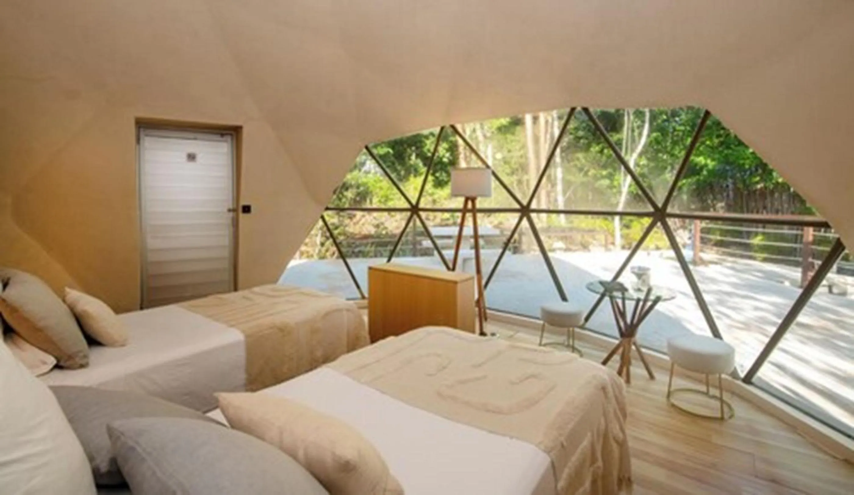 Photo of the whole room, Bed in Alma Maya Resort - Riviera Maya