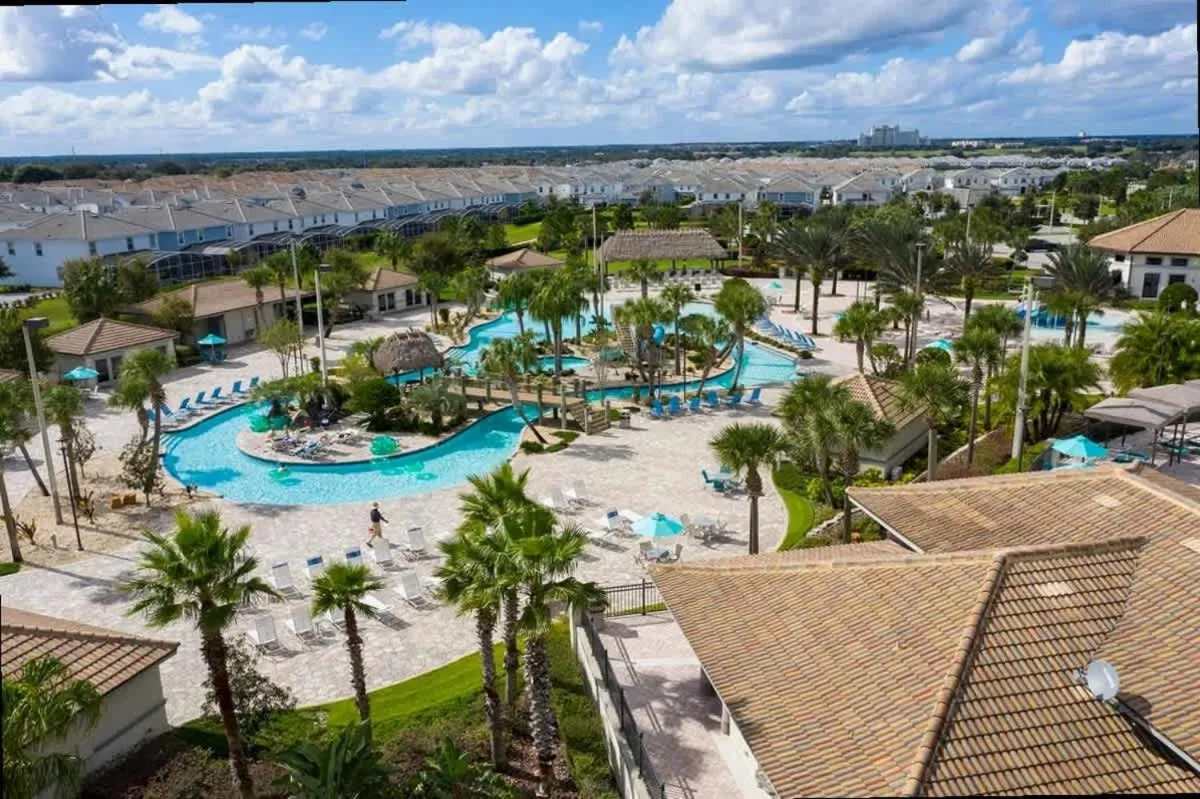 Family Friendly 2 Bd Close to Disney @Champions Gate 8899