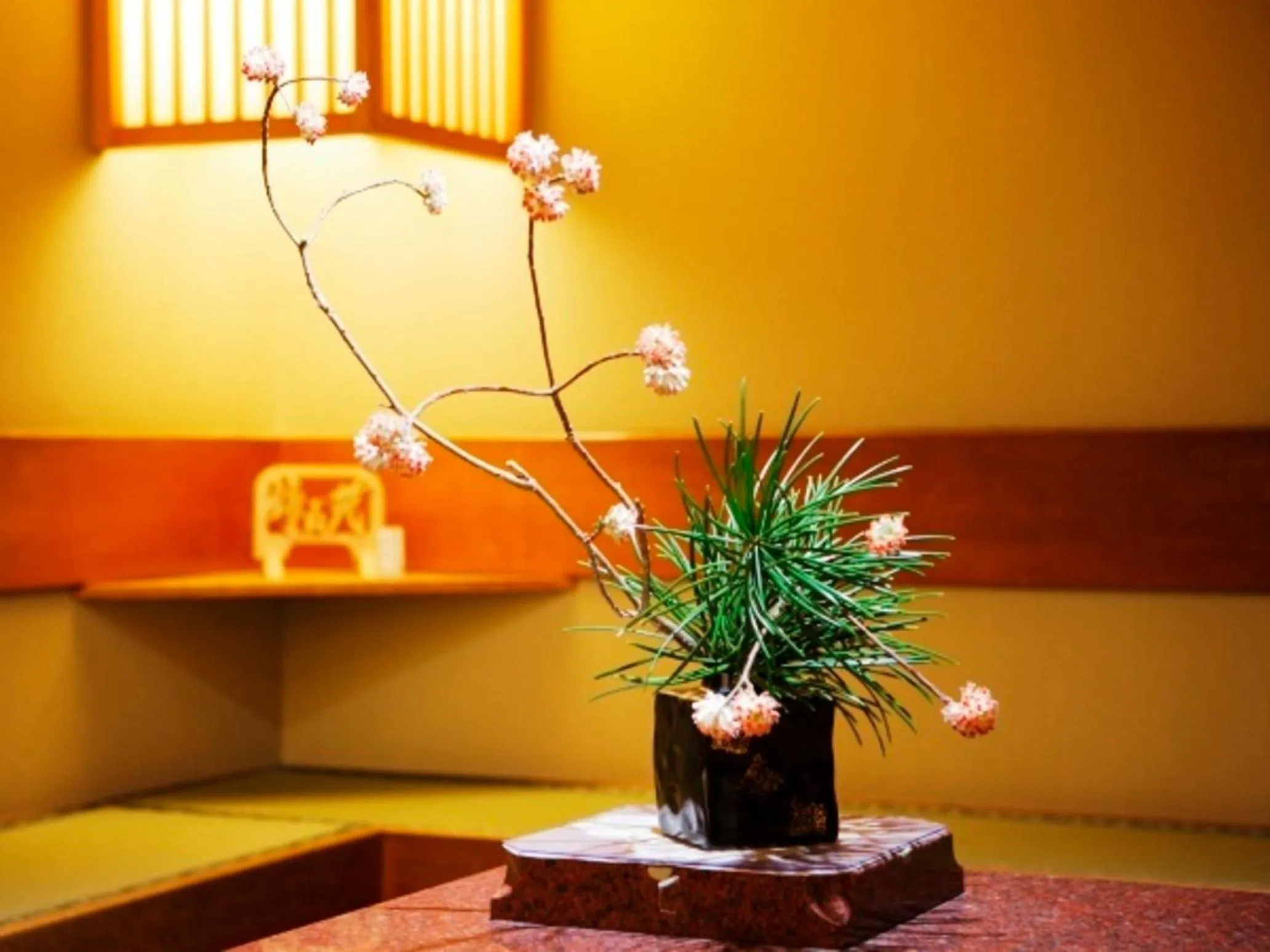 Decorative detail in Kaneyamaen