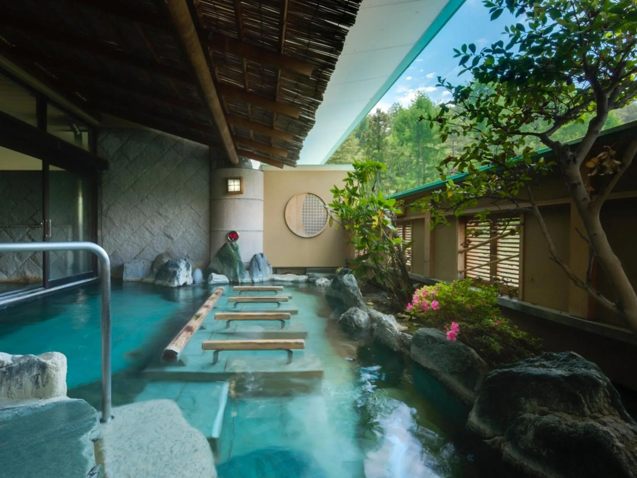 Public Bath in Kaneyamaen