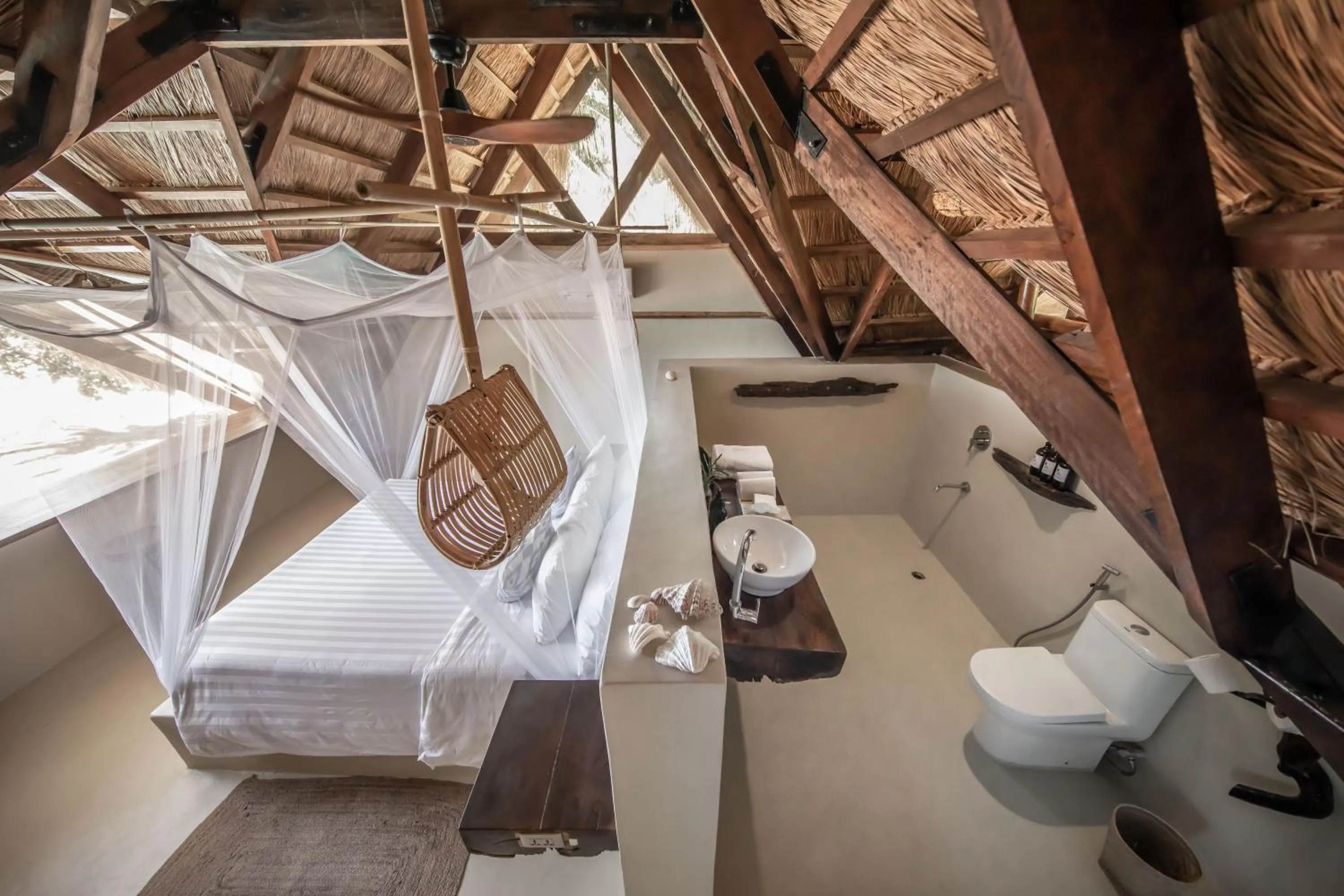 Photo of the whole room, Bed in The Beach House Ocam Ocam