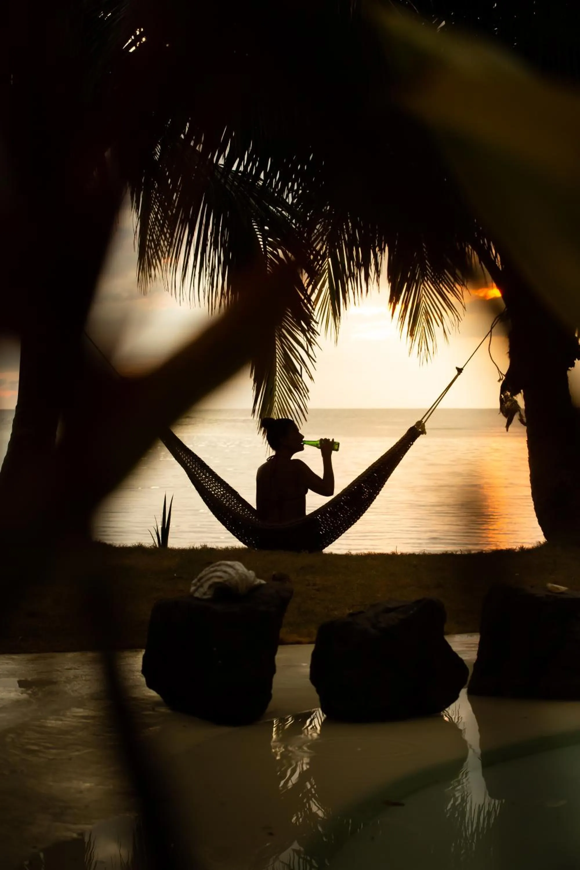 Night in The Beach House Ocam Ocam