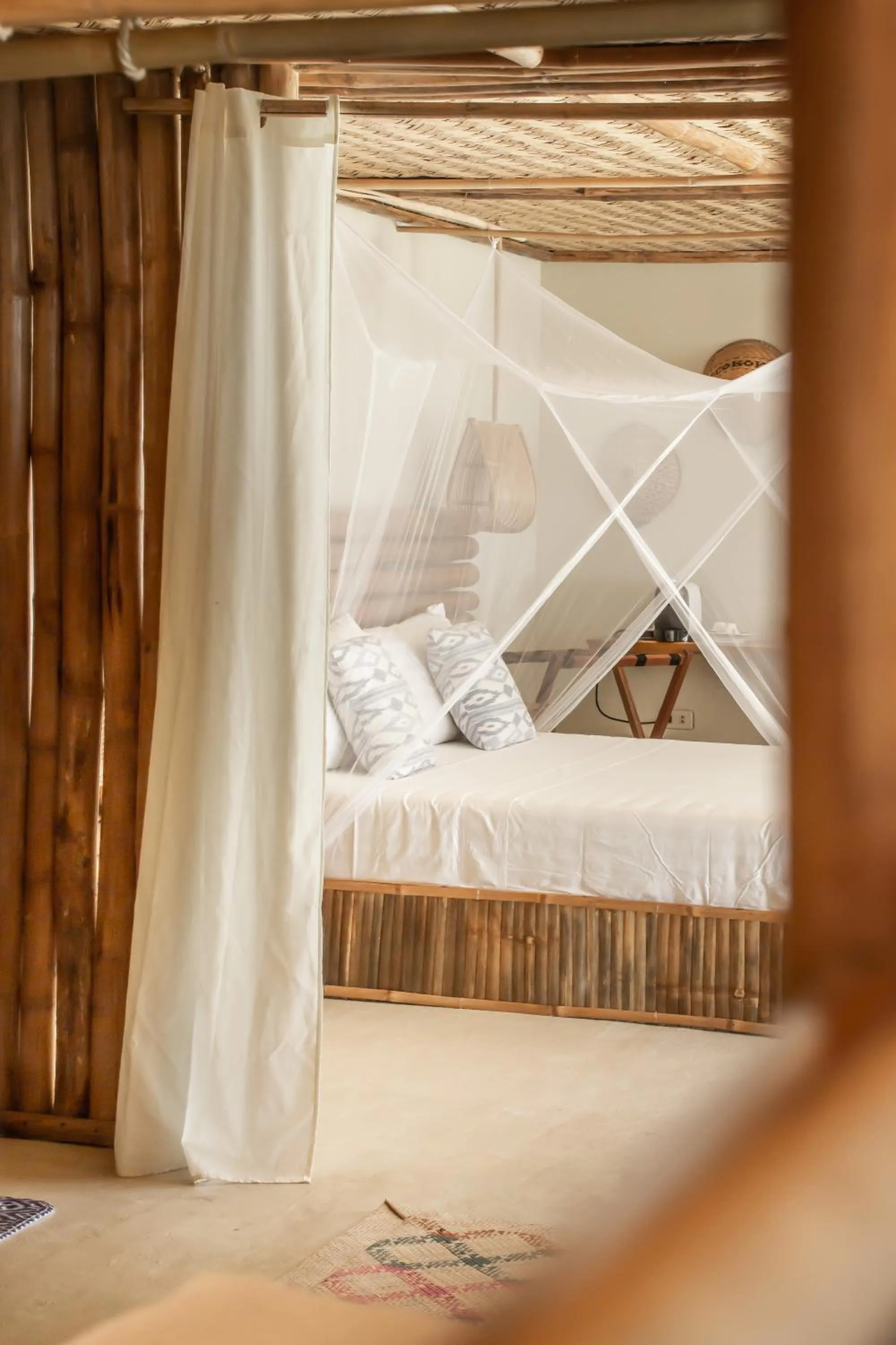 Bed in The Beach House Ocam Ocam