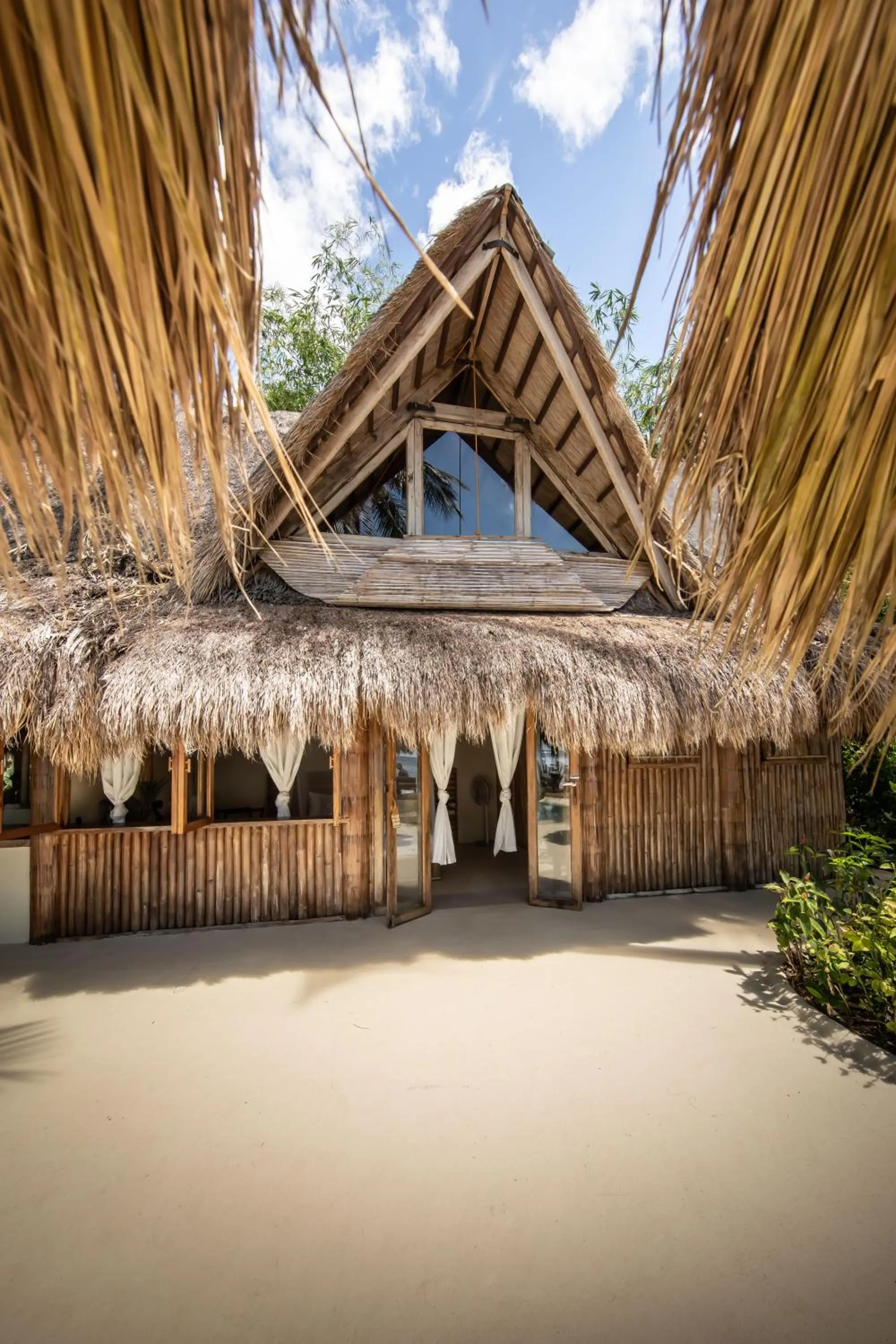 Property building in The Beach House Ocam Ocam