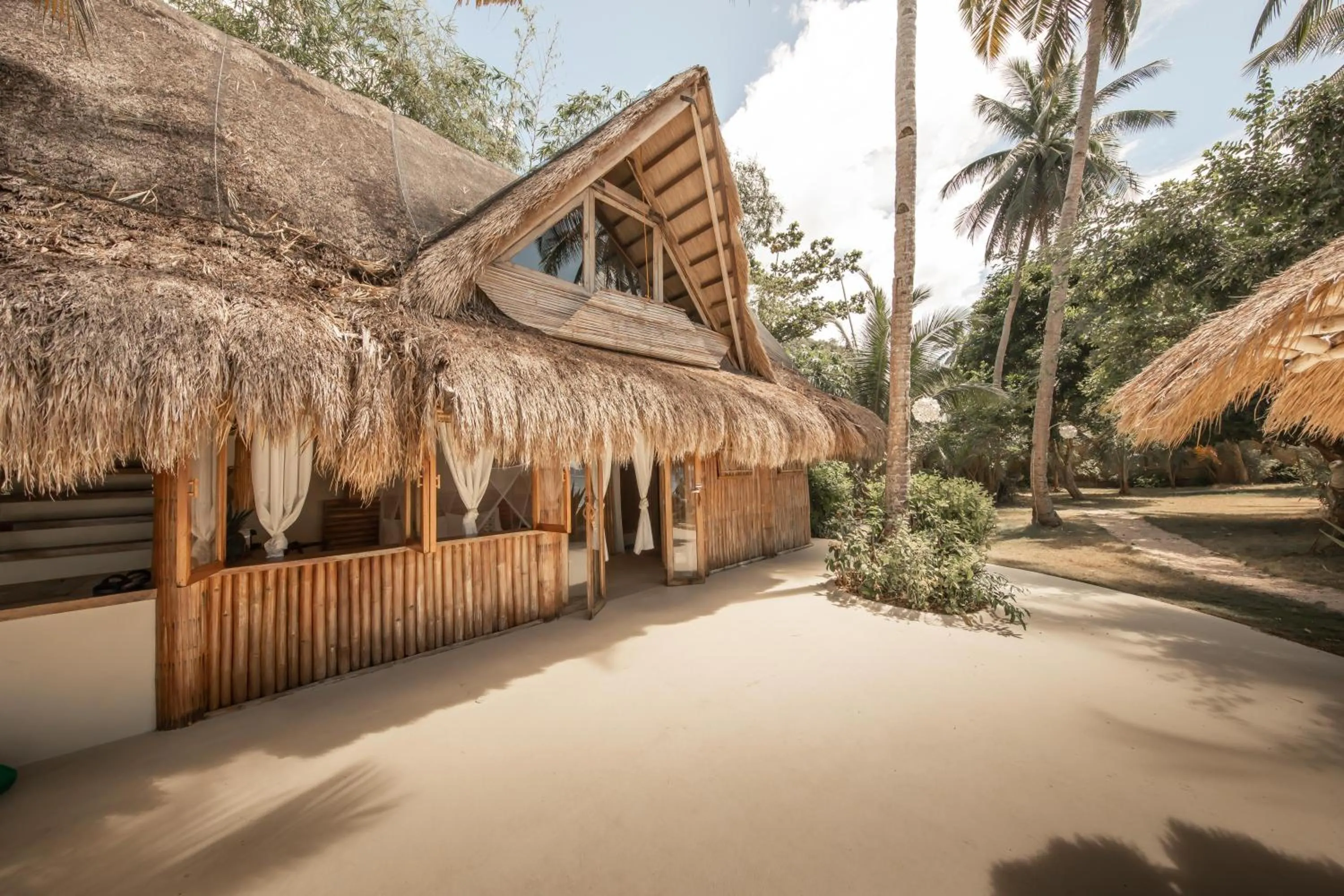 Property building in The Beach House Ocam Ocam