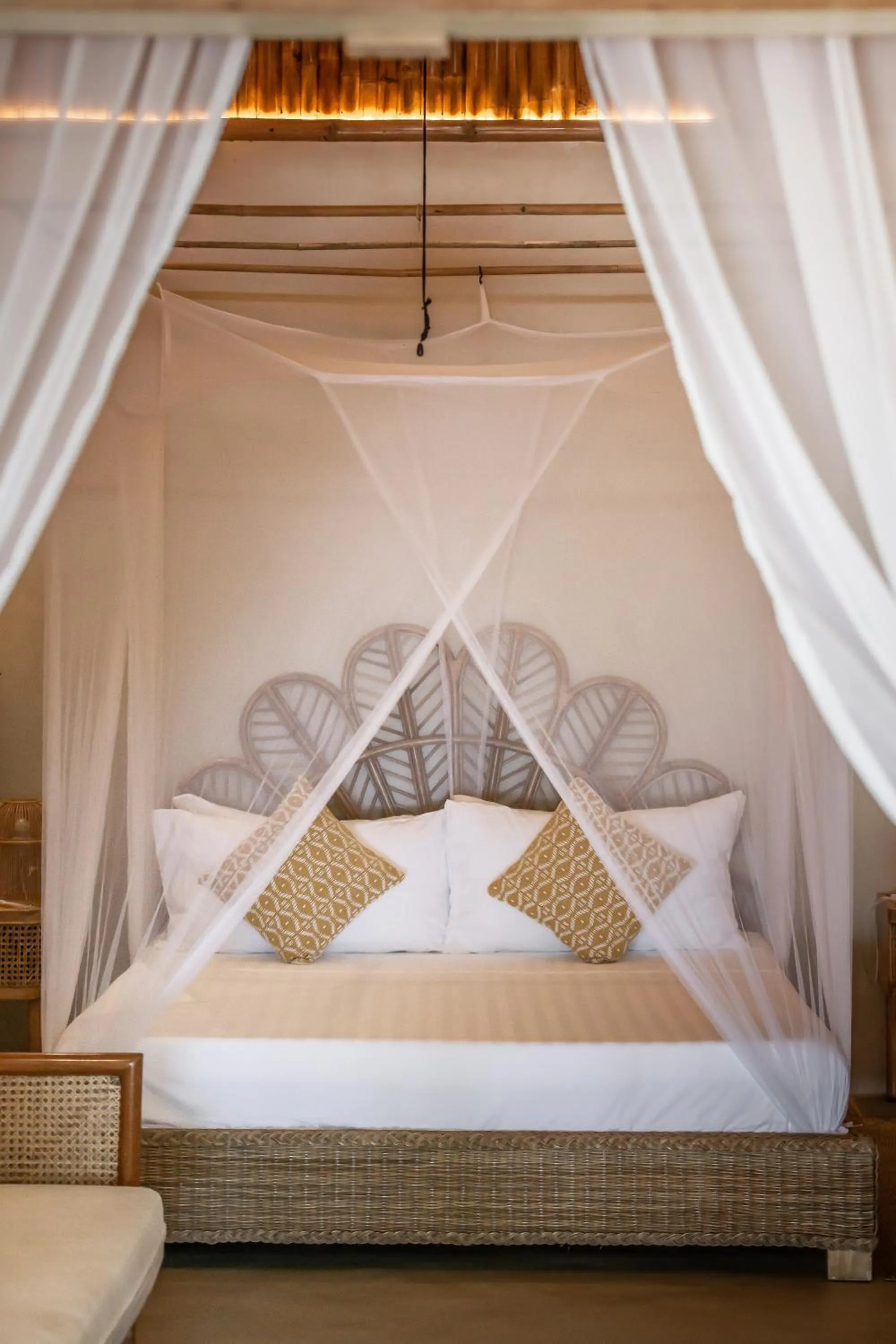 Bed in The Beach House Ocam Ocam