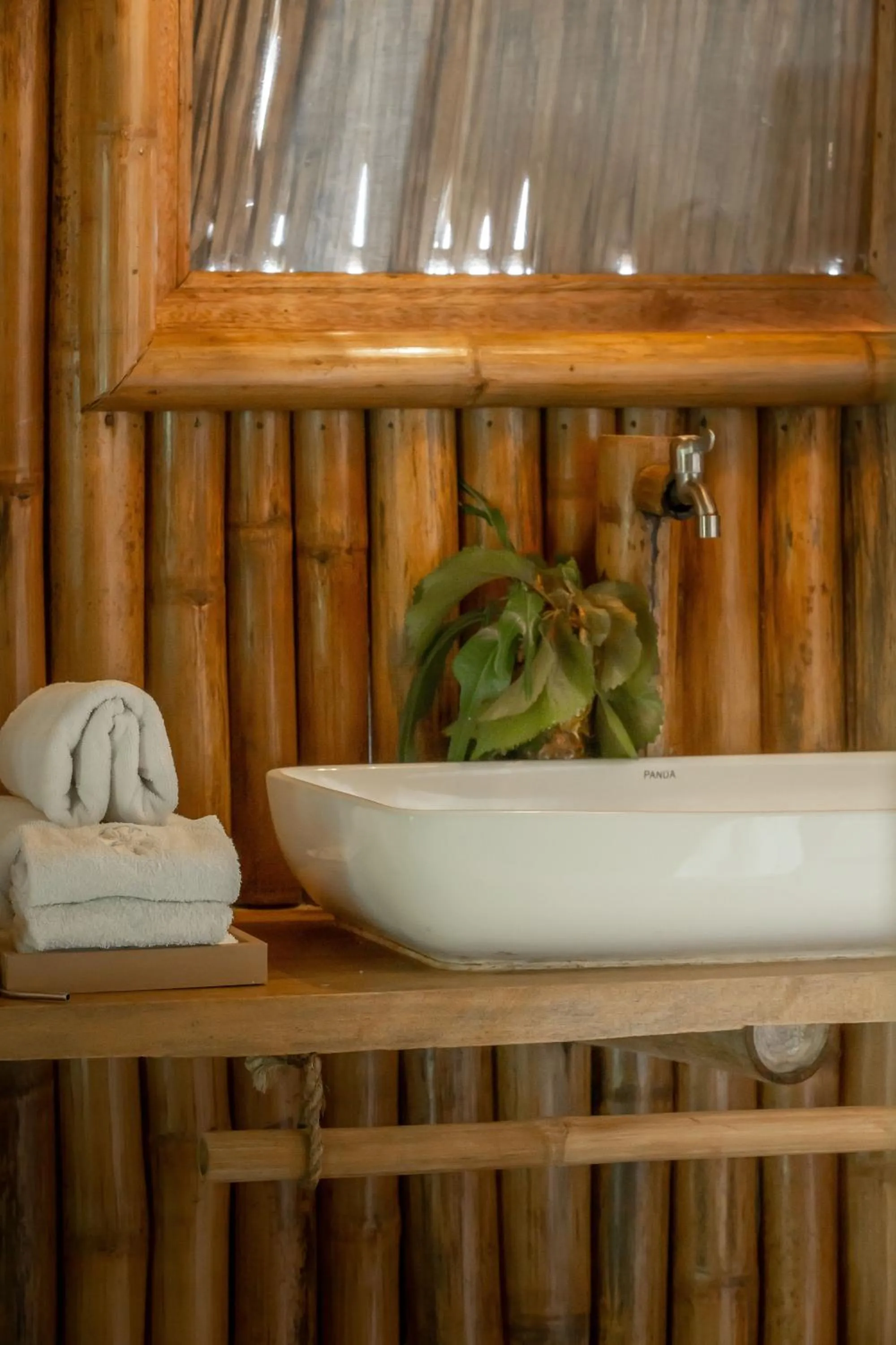 Bathroom in The Beach House Ocam Ocam