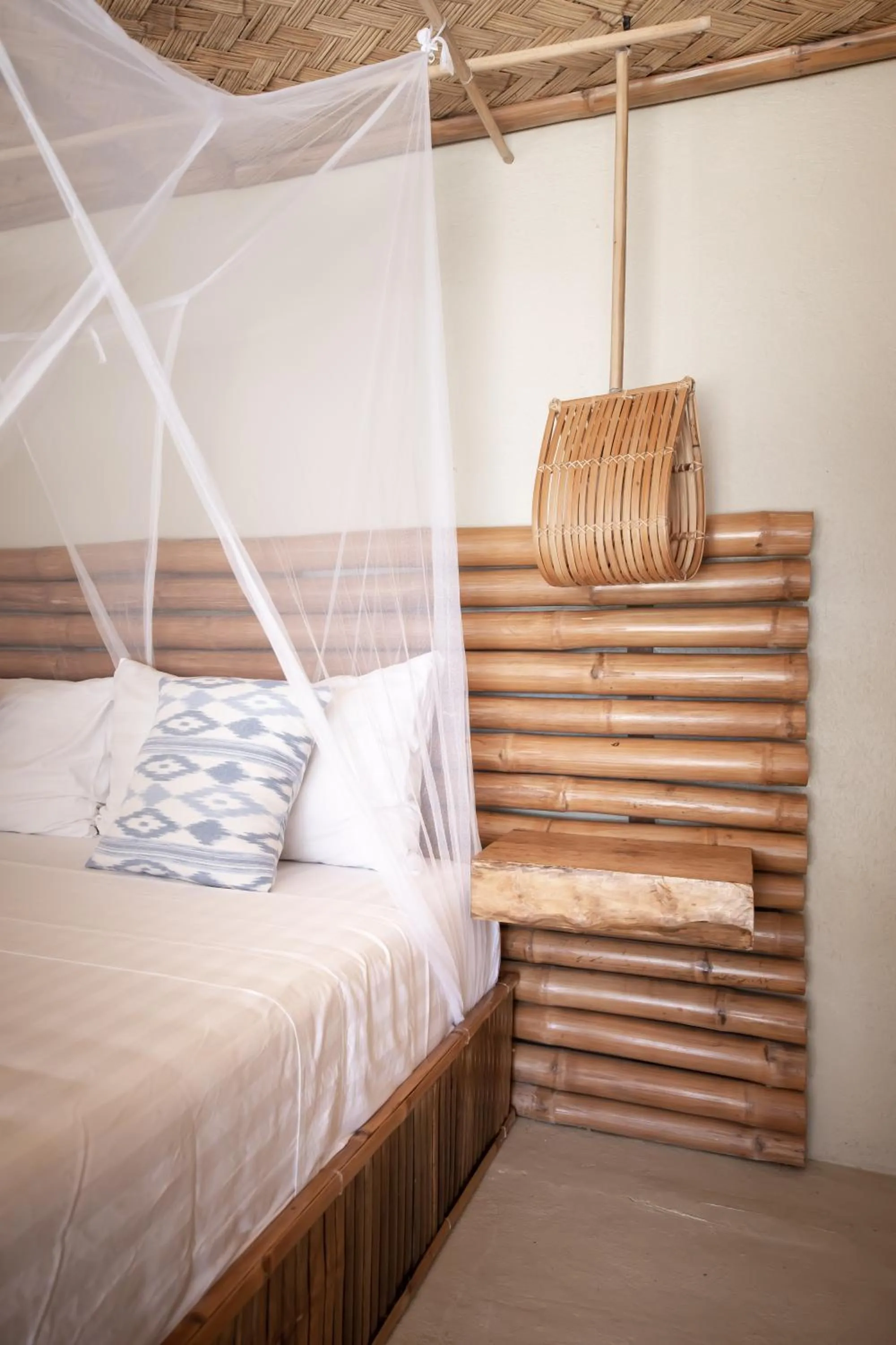 Bedroom, Bed in The Beach House Ocam Ocam