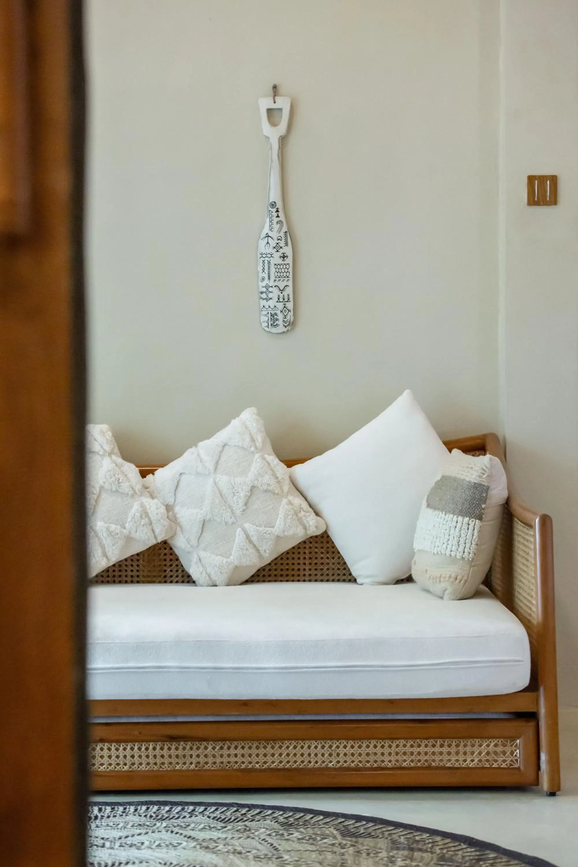 Seating area, Bed in The Beach House Ocam Ocam