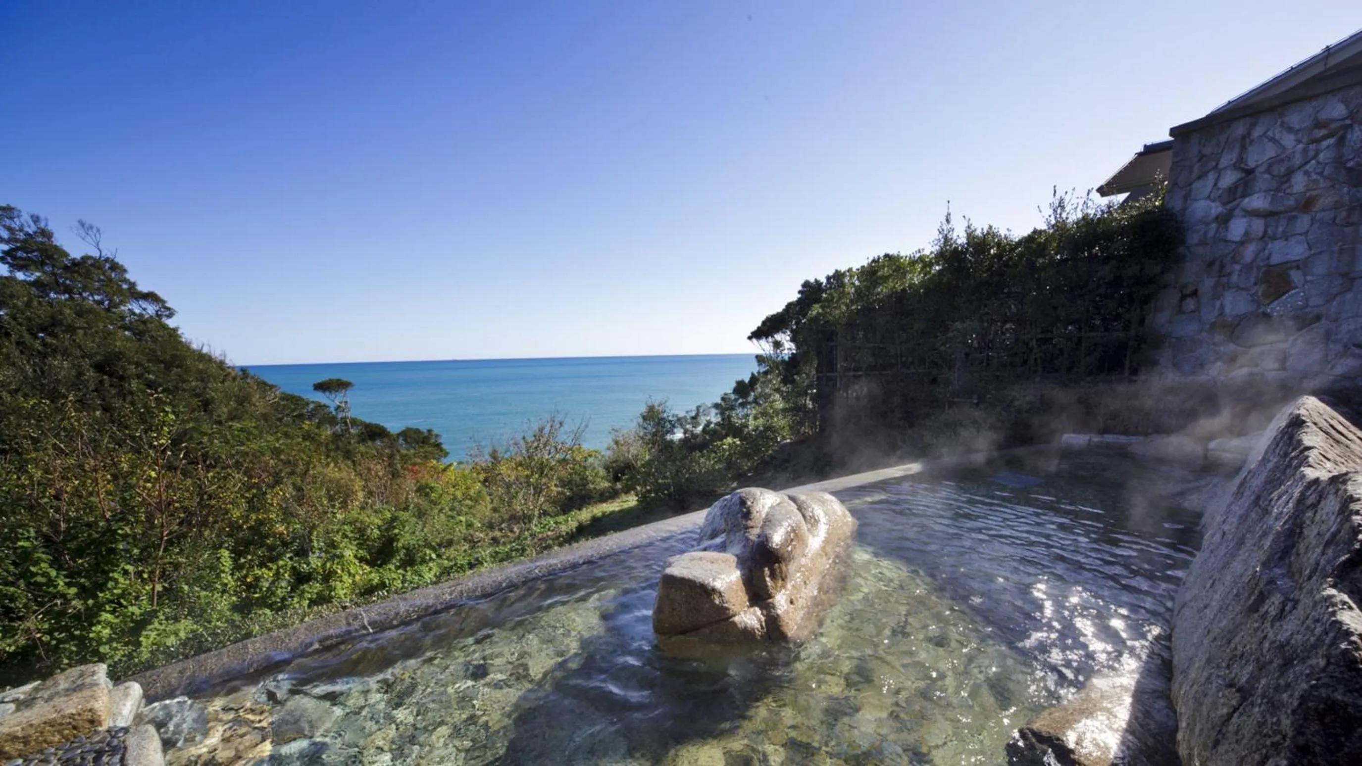 Open Air Bath in Kyukamura Nanki-Katsuura
