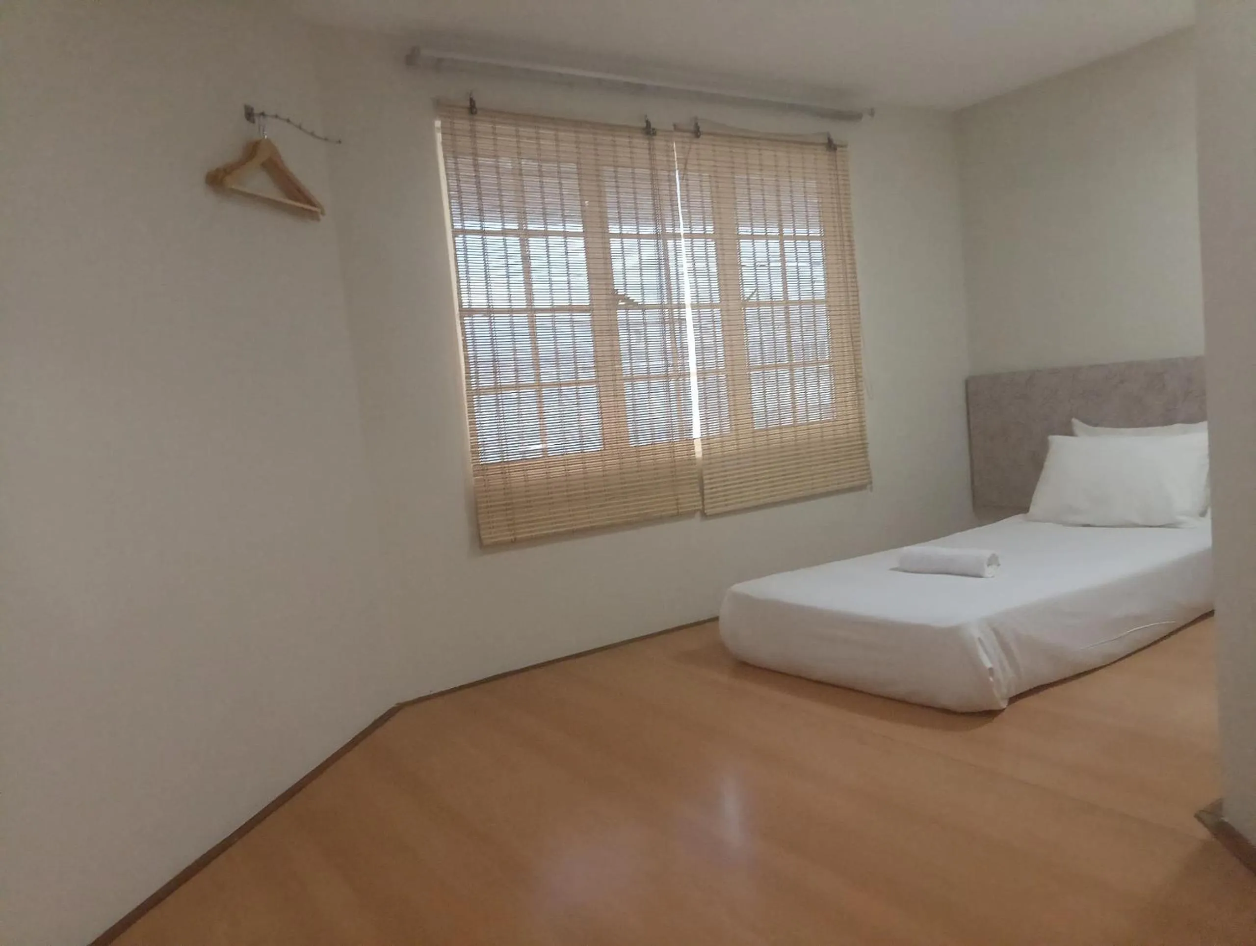 Bed in Swing & Pillows - PJ SS2