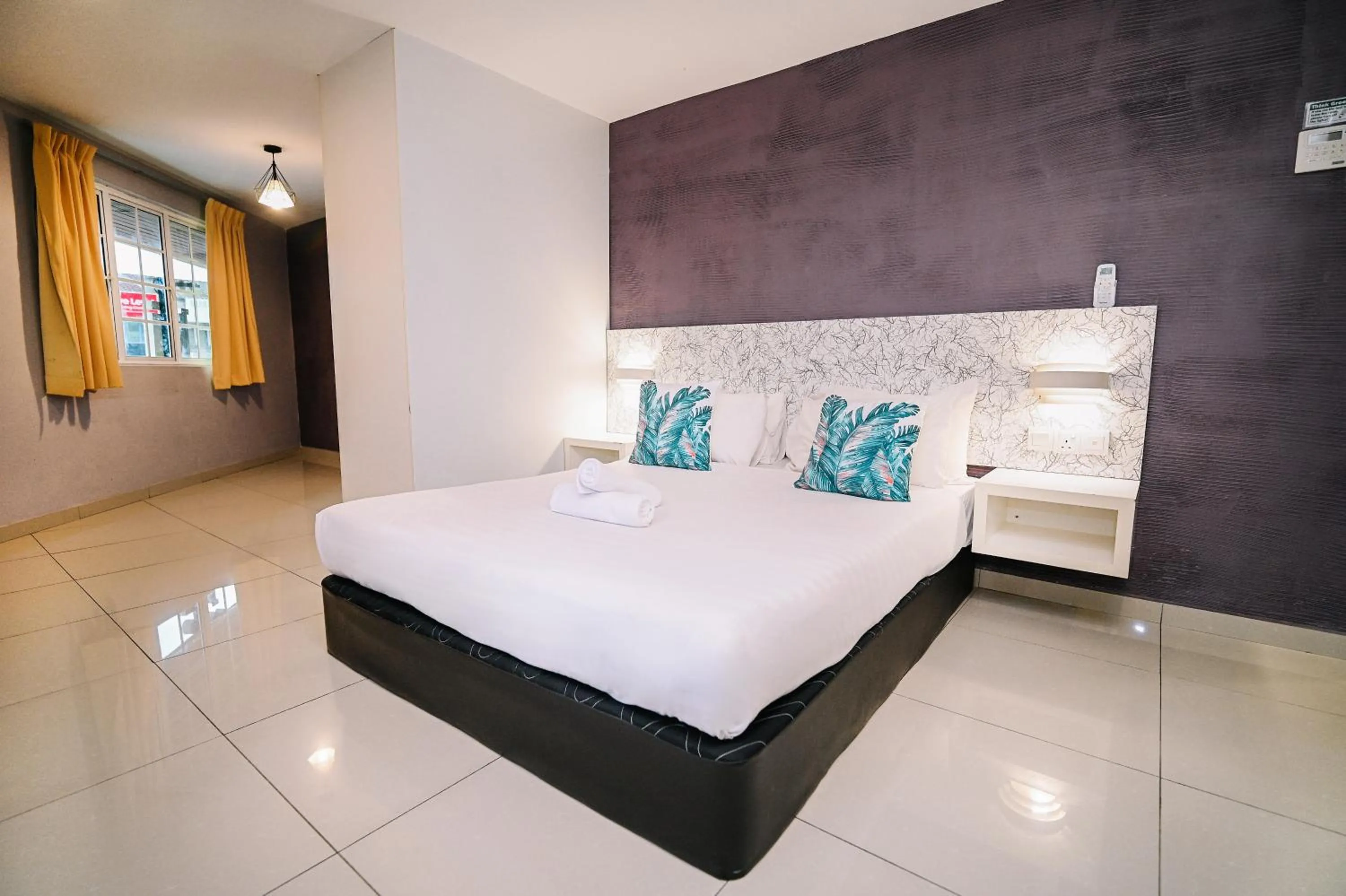 Bed in Swing & Pillows - PJ SS2