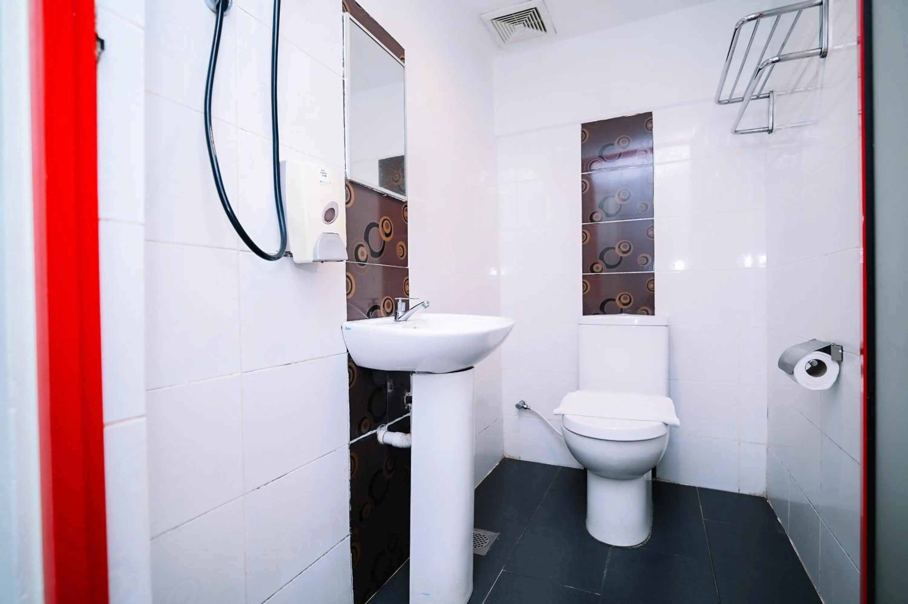 Swing & Pillows - PJ SS2