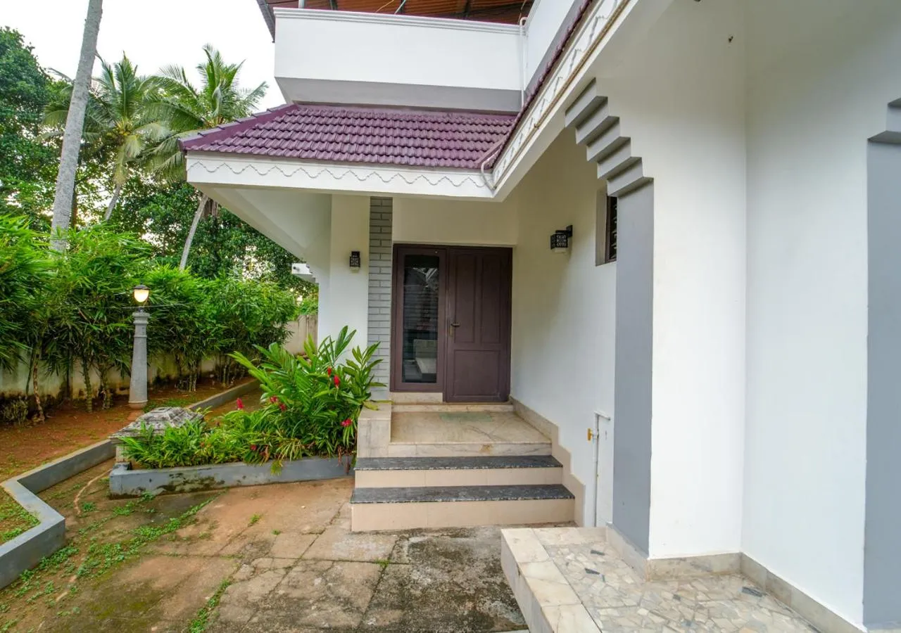 Property building in Pop Tavern Private Pool Villa Kovalam by VOYE HOMES