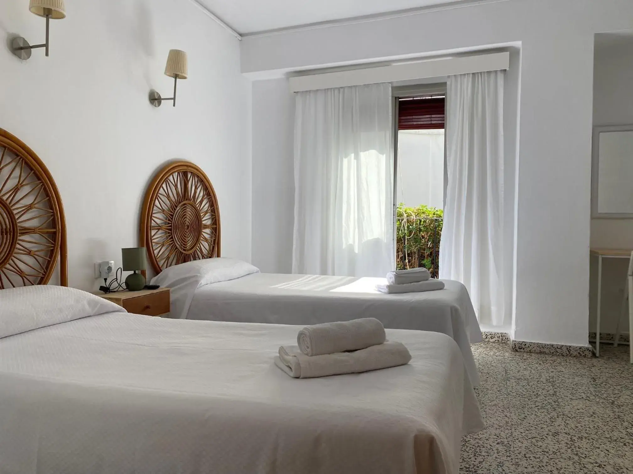 Twin Room with Balcony in Hostal Paco Marbella Twin Room with Balcony in Hostal Paco Marbella