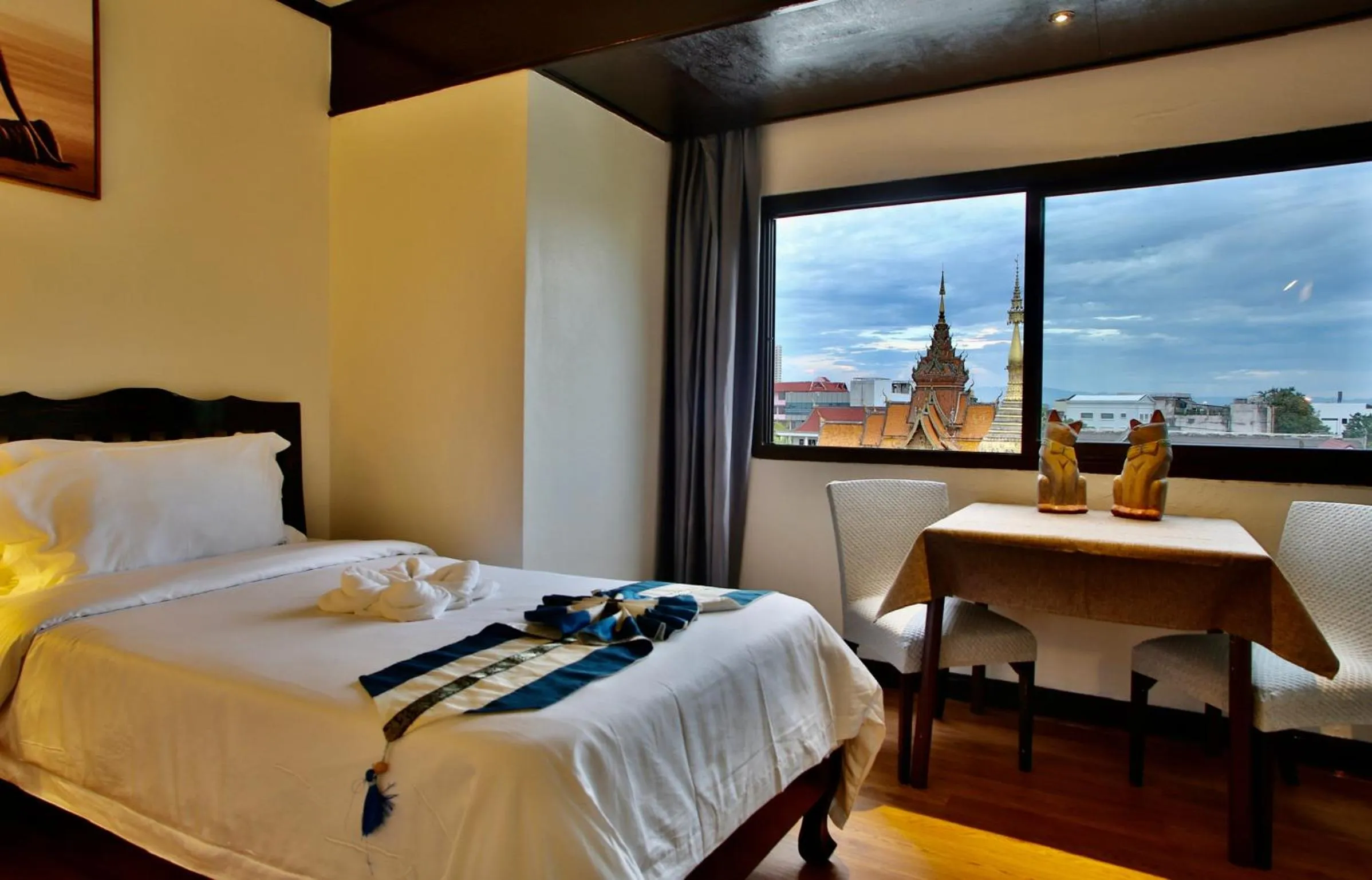 Bedroom, Bed in Thapaeplacehotel