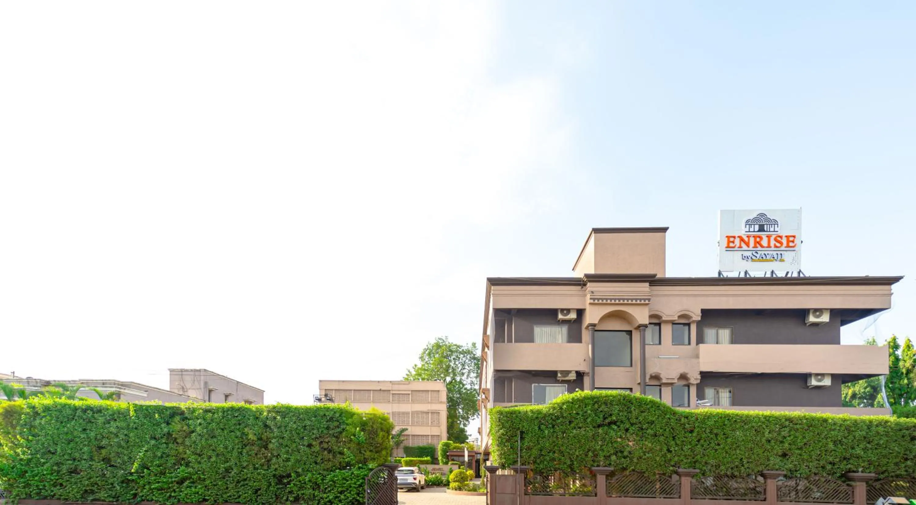 Property building in Enrise by Sayaji Harda