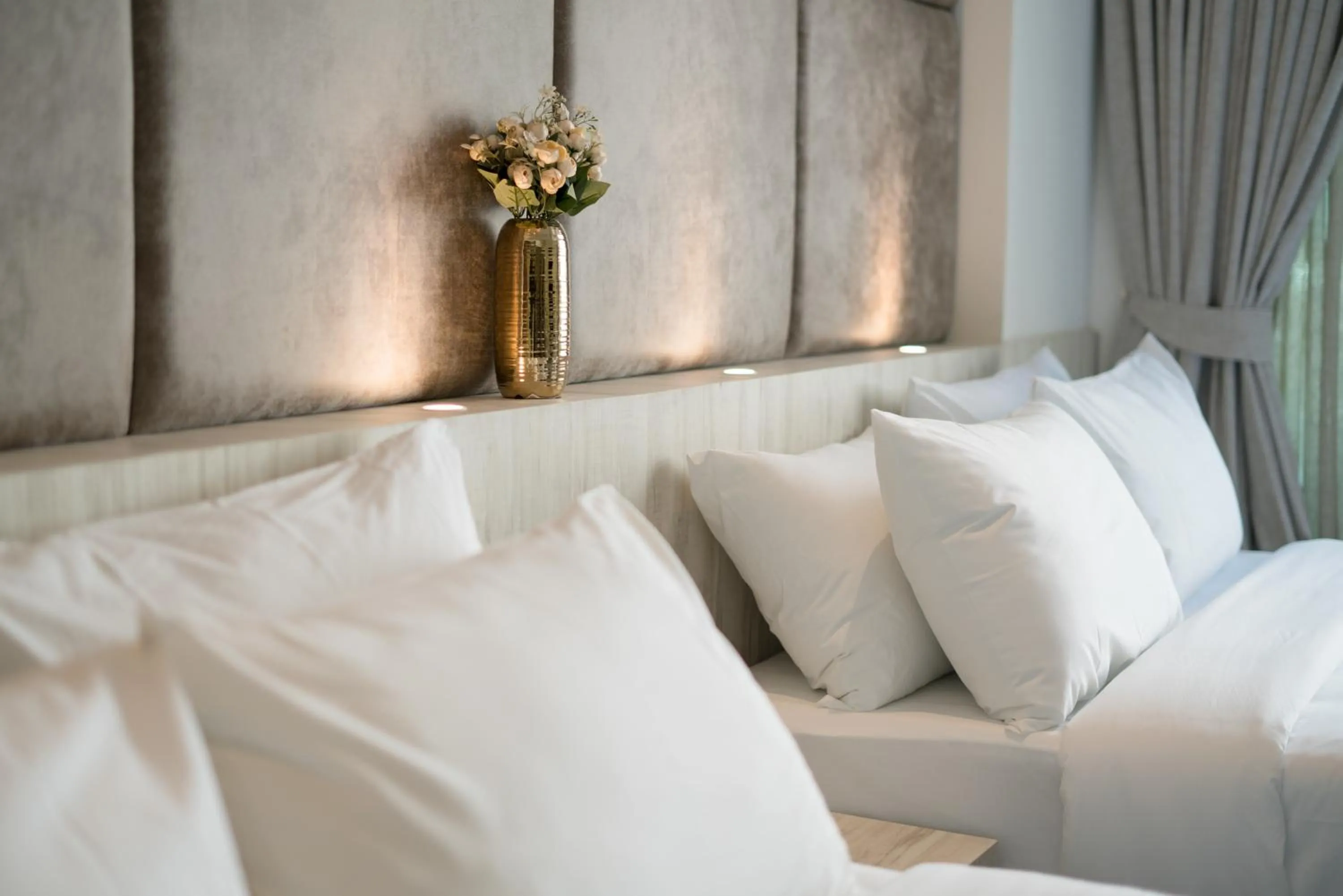 Property building, Bed in Destination Patong