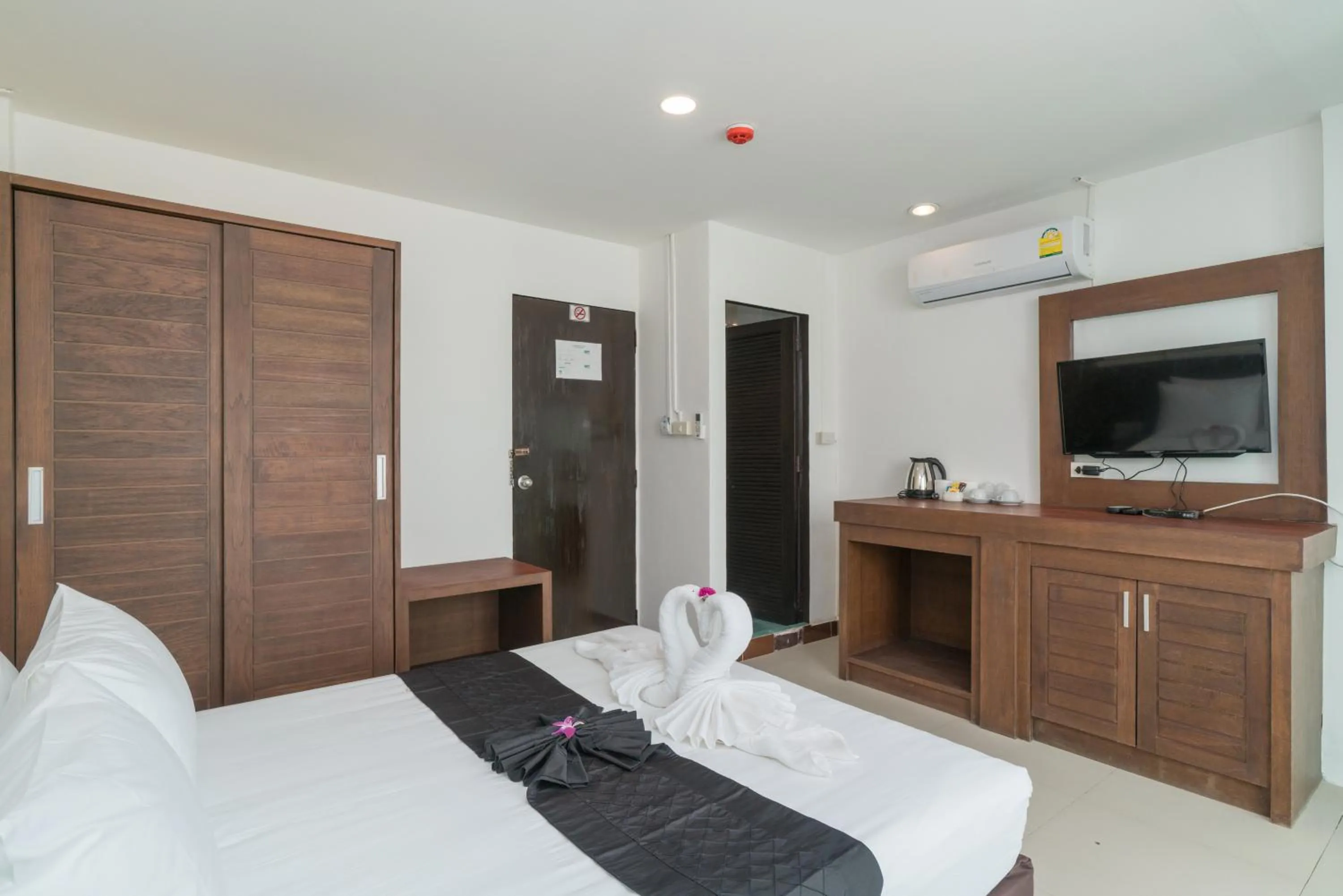 Property building, Bed in Destination Patong