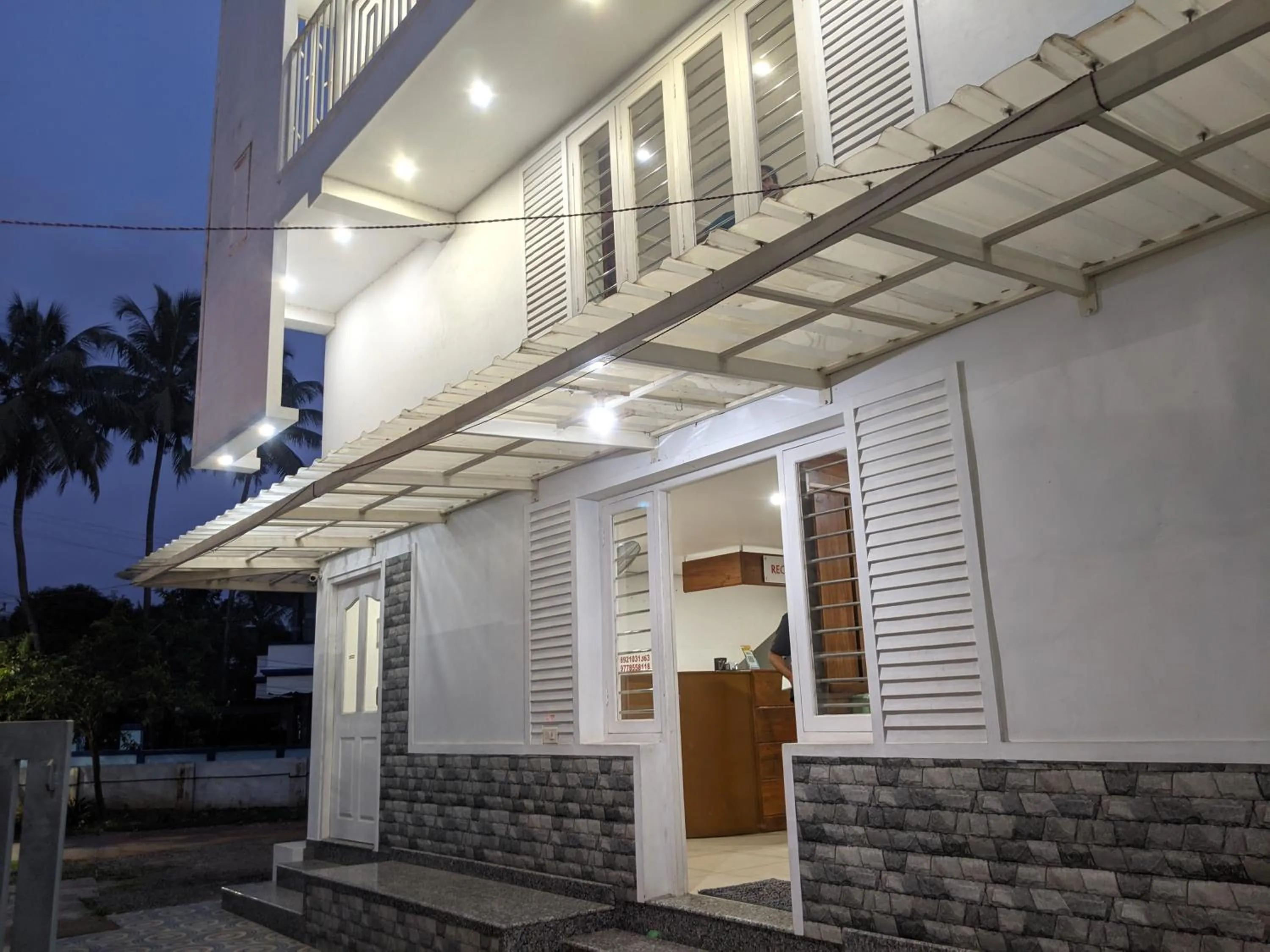 Facade/entrance in Green View Executive Stay's