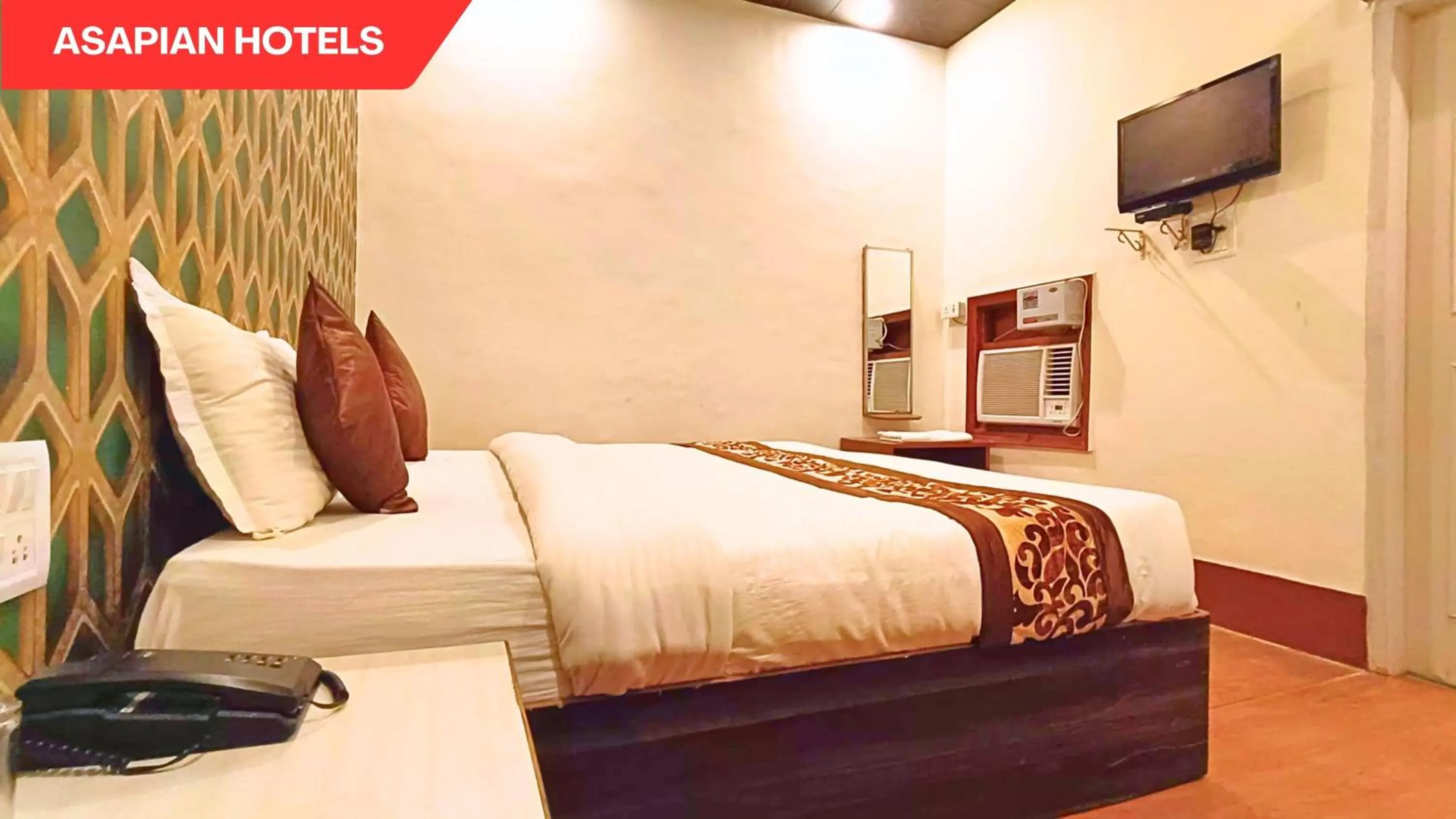 Bedroom, Bed in Hotel Vijay Deluxe