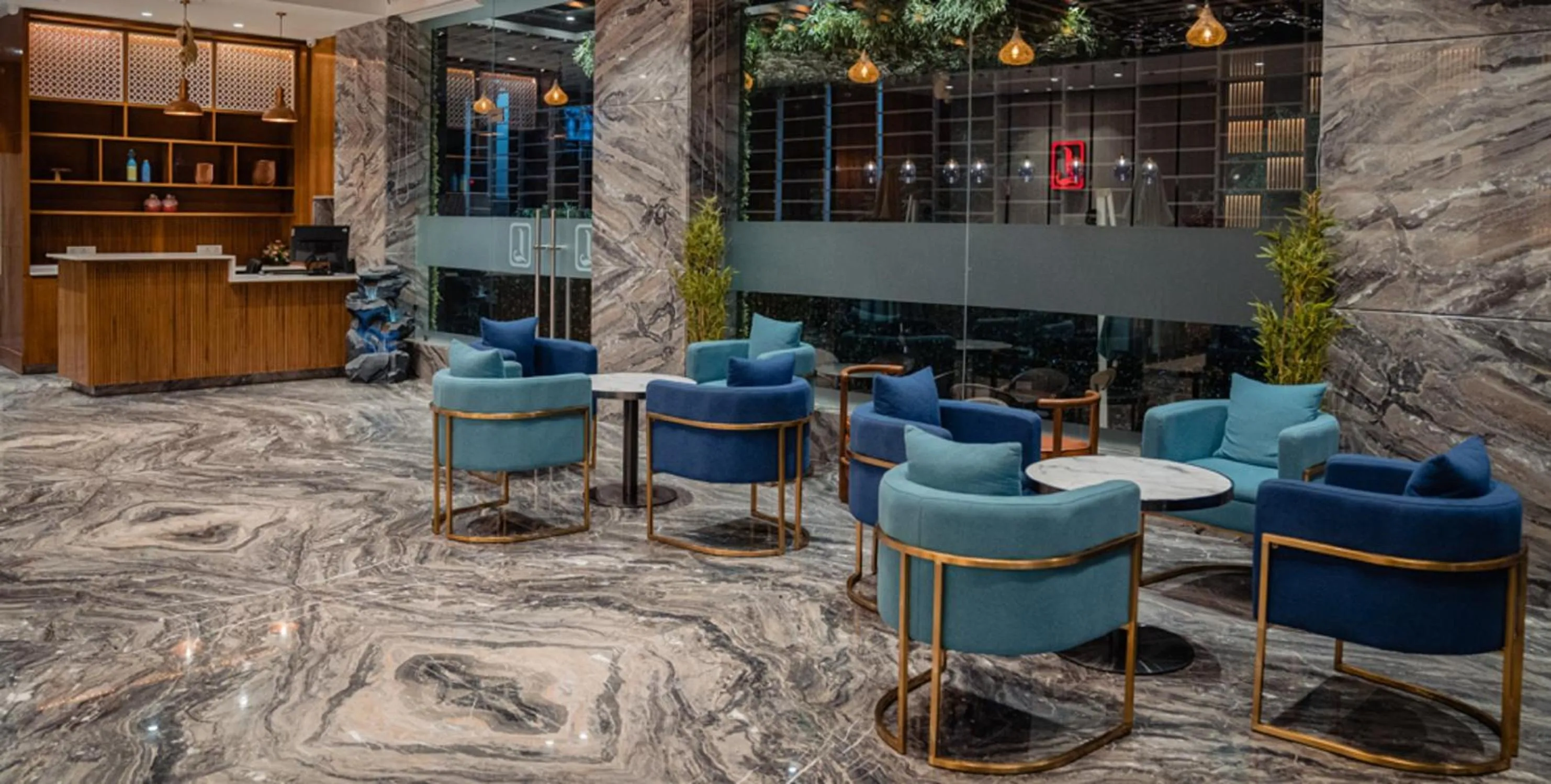 Restaurant/places to eat in Lords Inn Rajkot