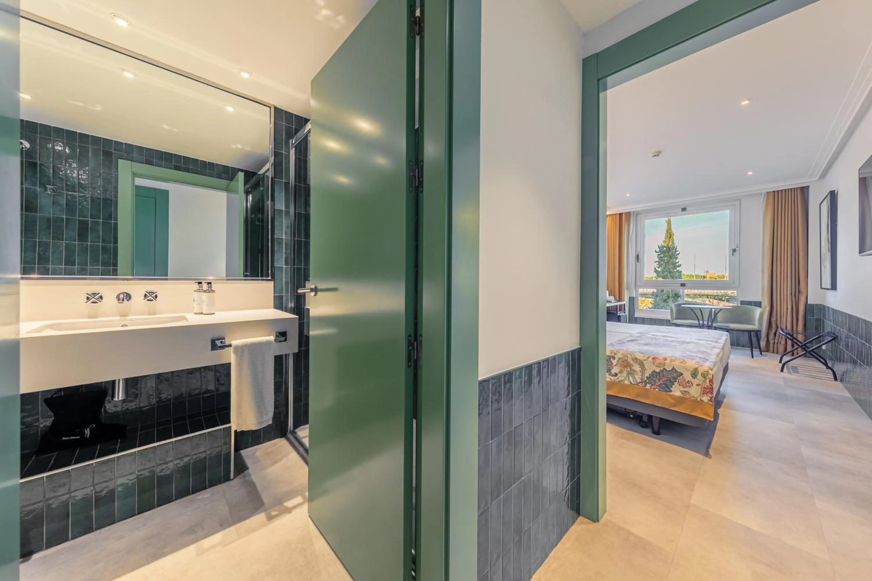 Bathroom in Ribera de Triana Hotel