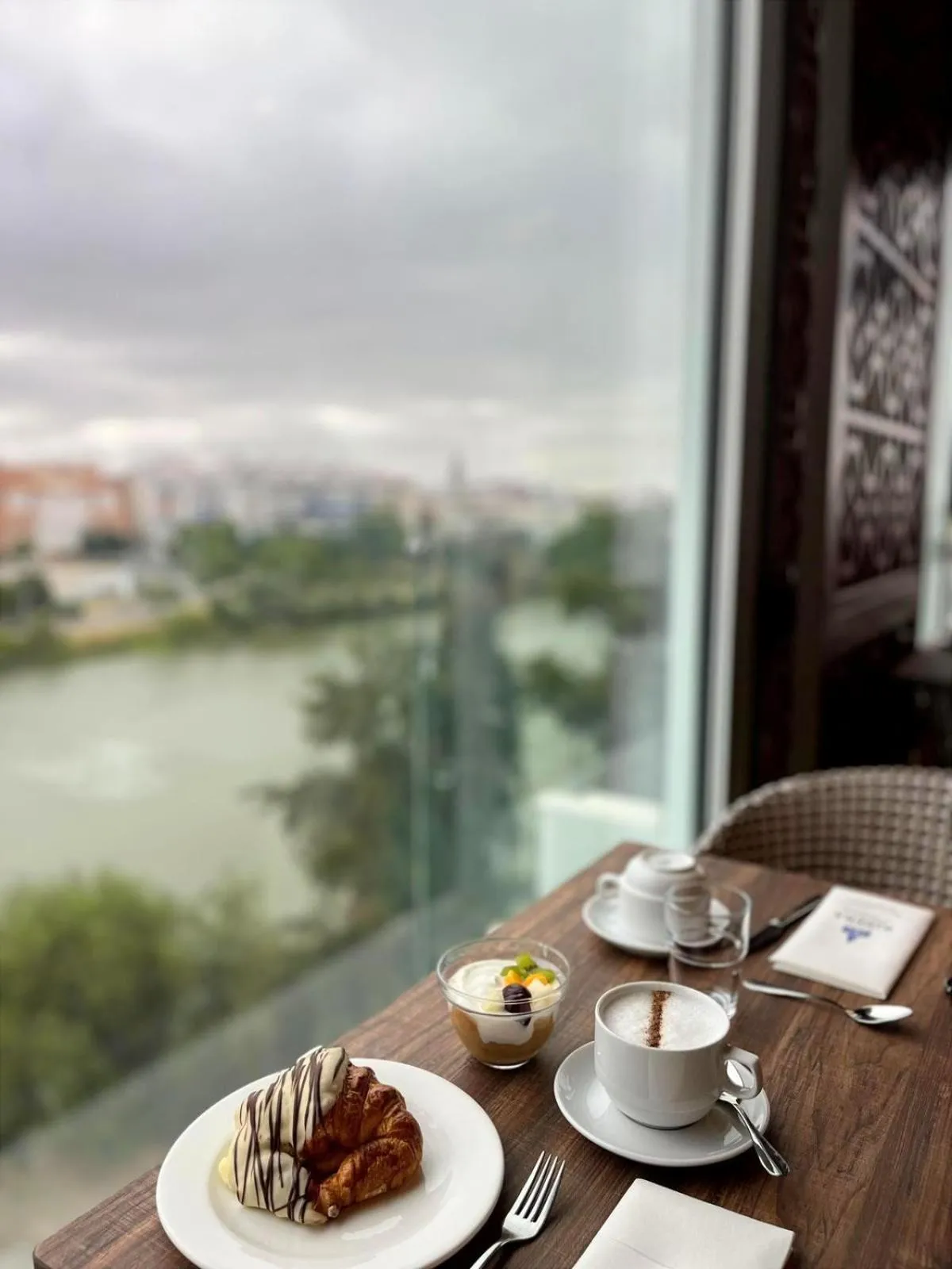 Swimming pool in Ribera de Triana Hotel