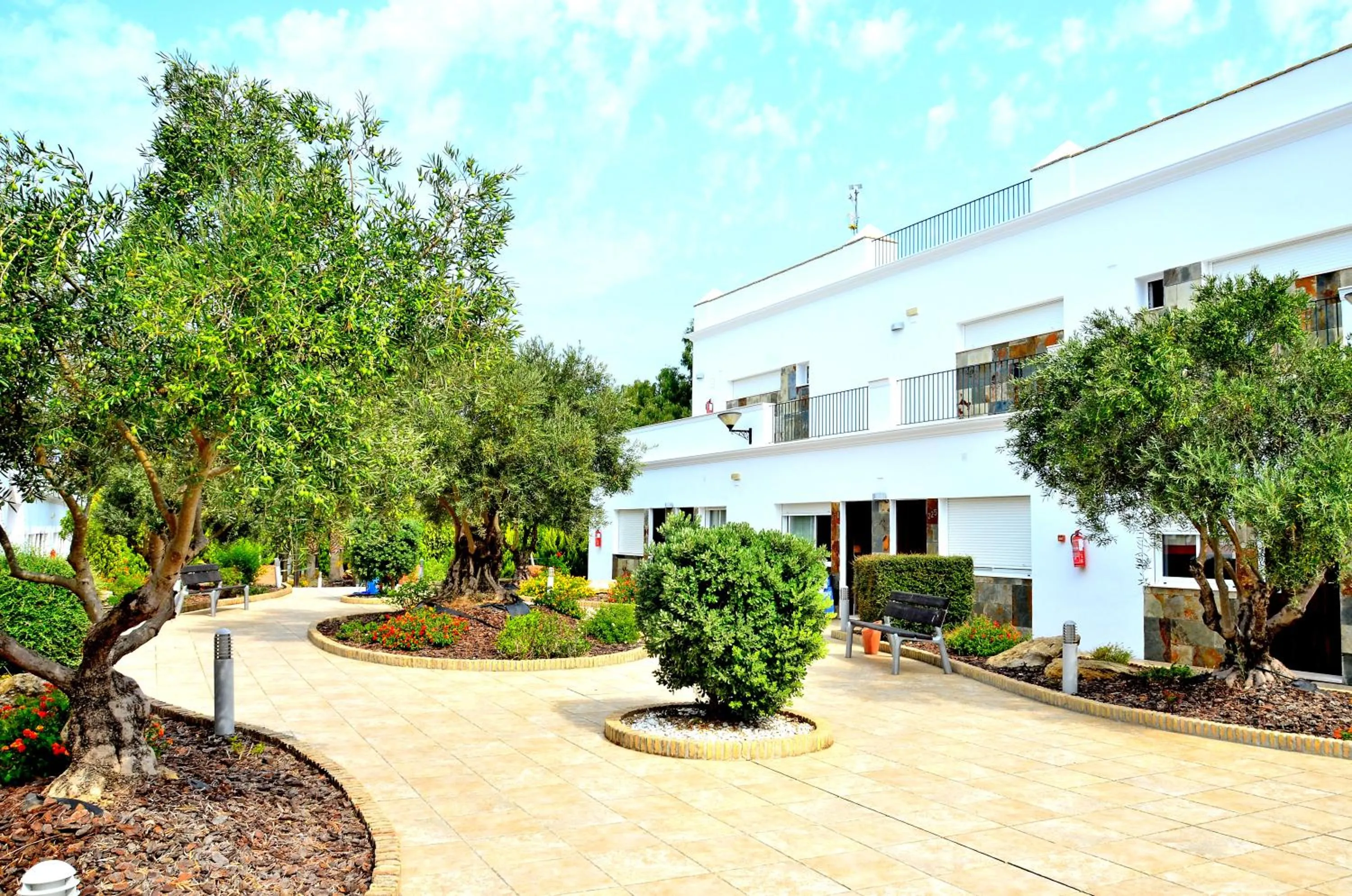 Facade/entrance in Apartamentos Piedramar