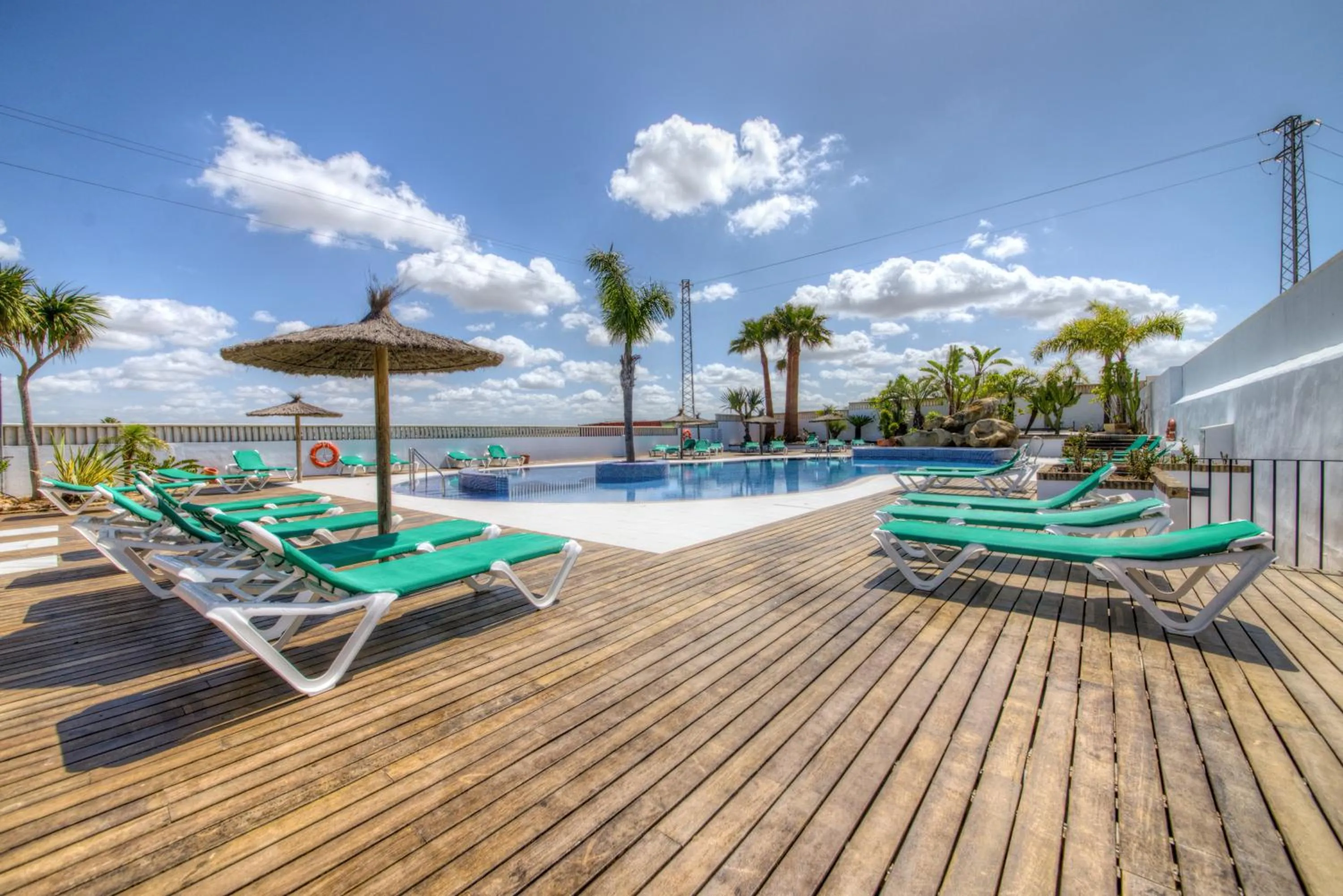 Swimming pool in Apartamentos Piedramar