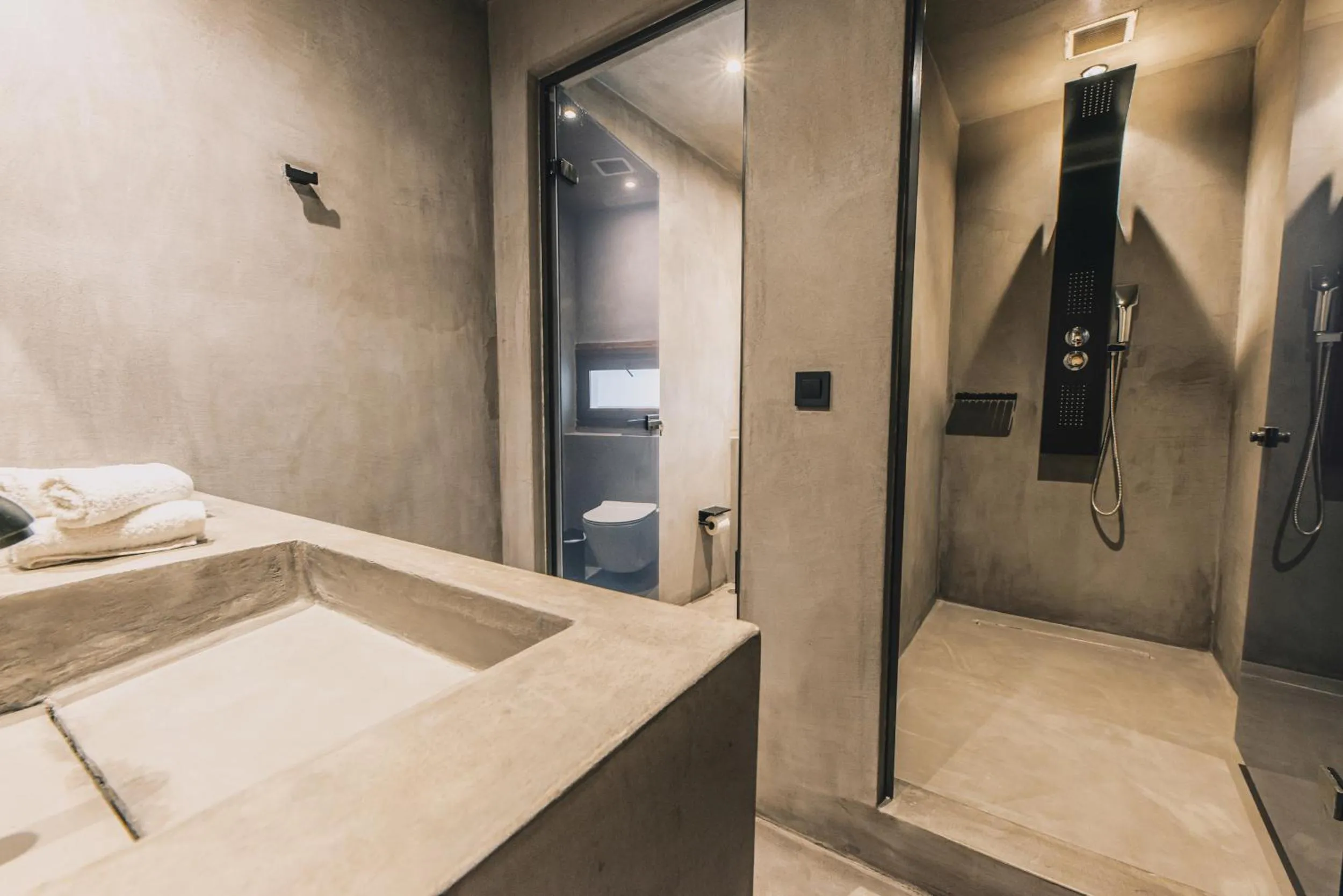 Shower in Oniros Residenza Vecchia