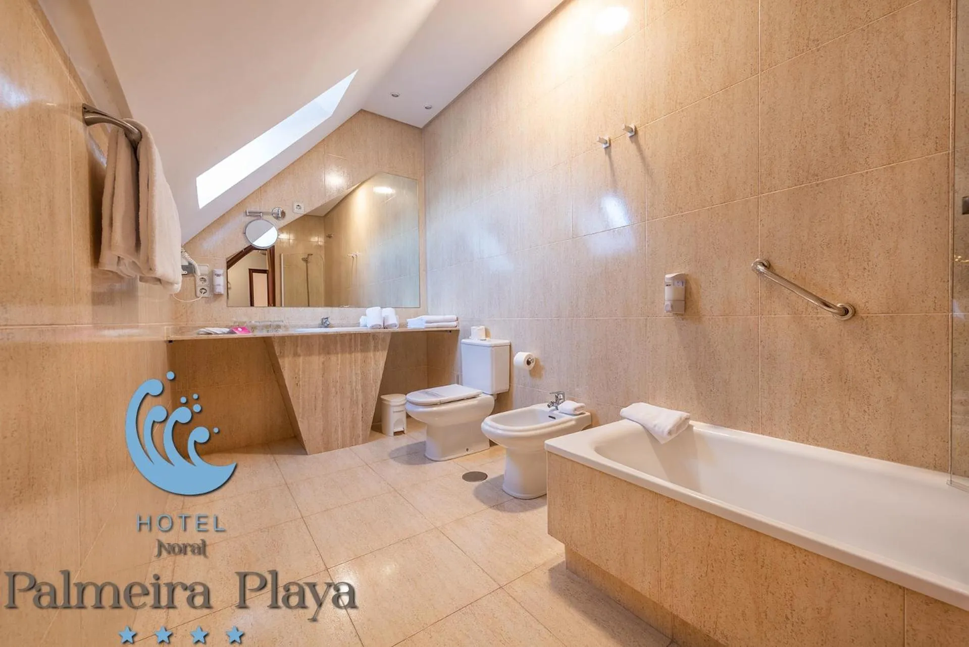 Bathroom in Hotel Norat Palmeira Playa