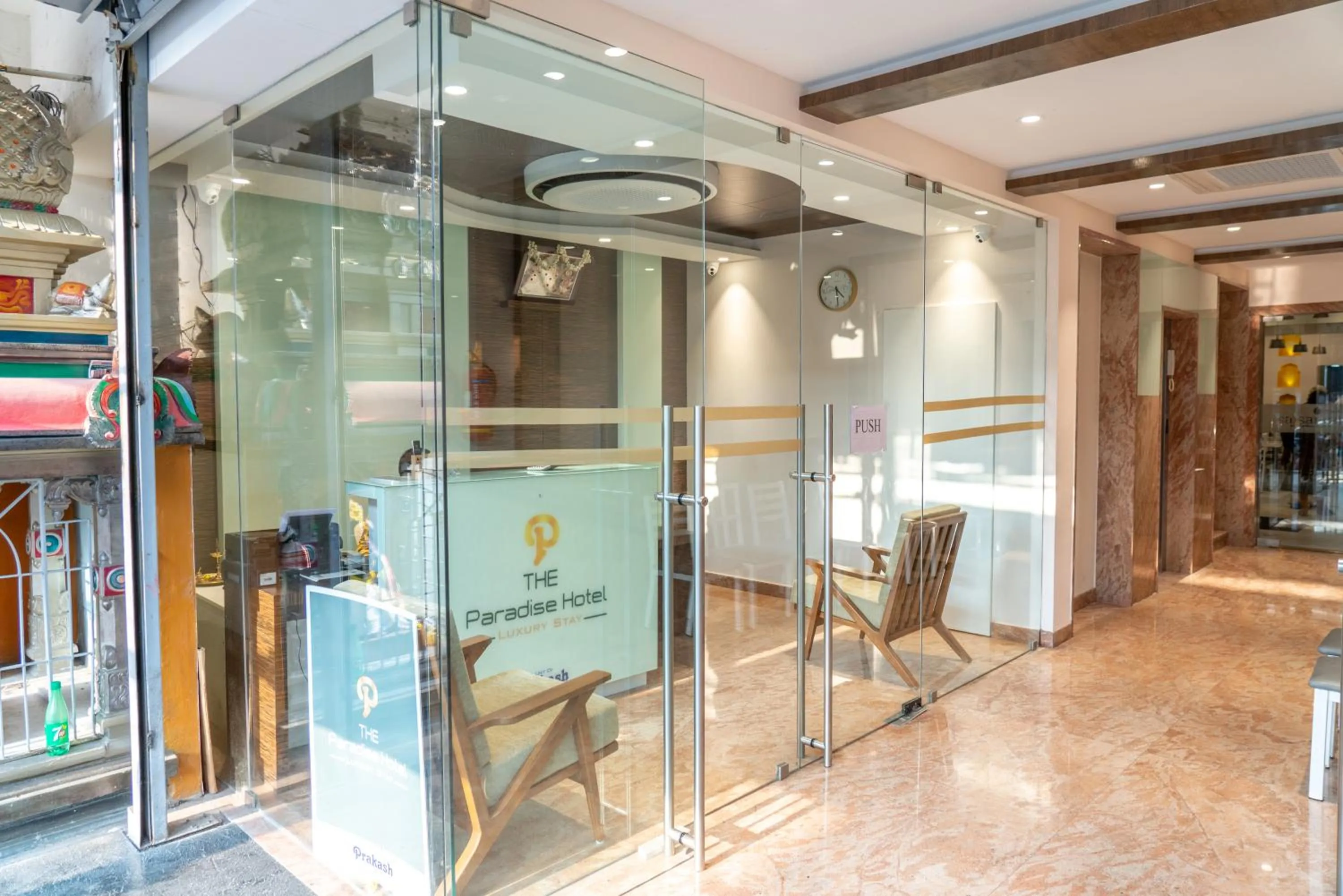 The Paradise Hotel - LUXURY STAY