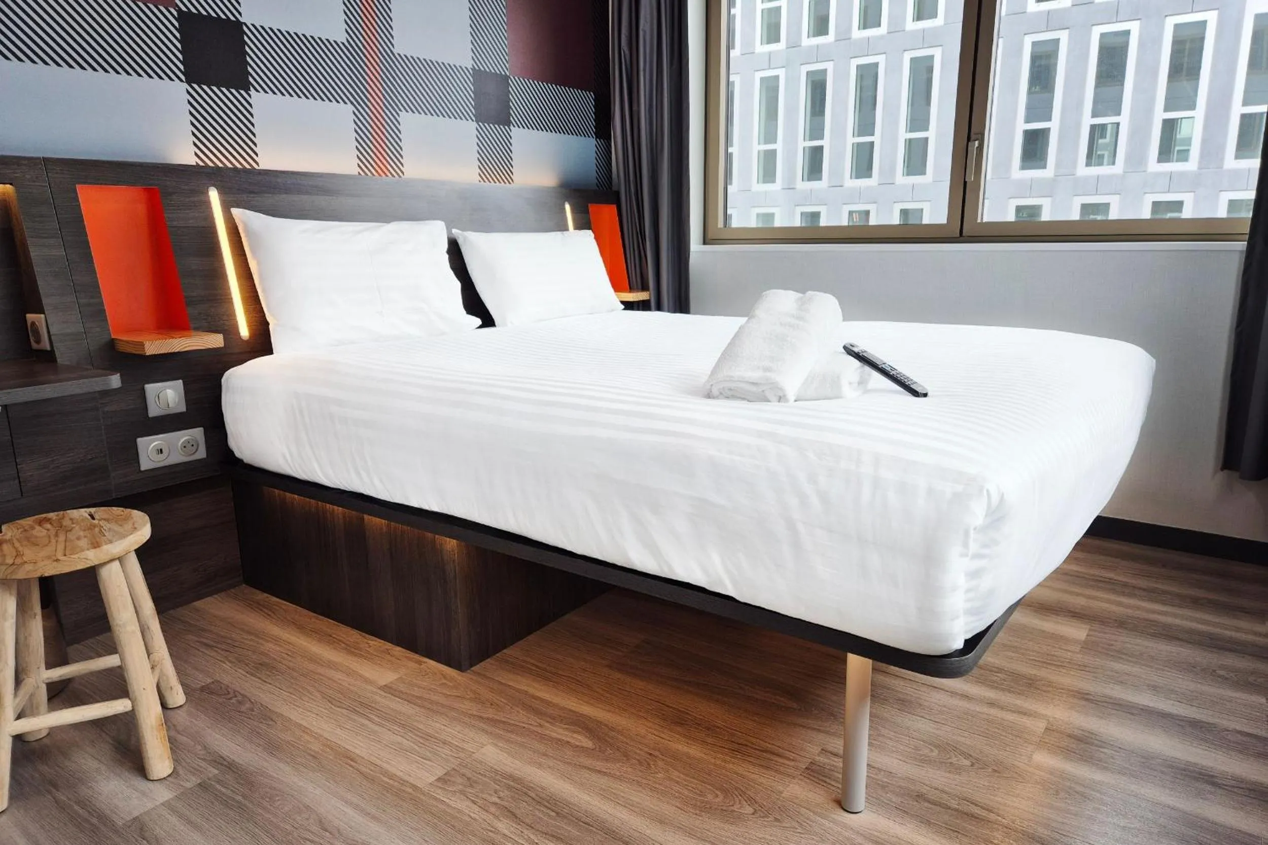 Bedroom, Bed in easyHotel Paris Nord Aubervilliers