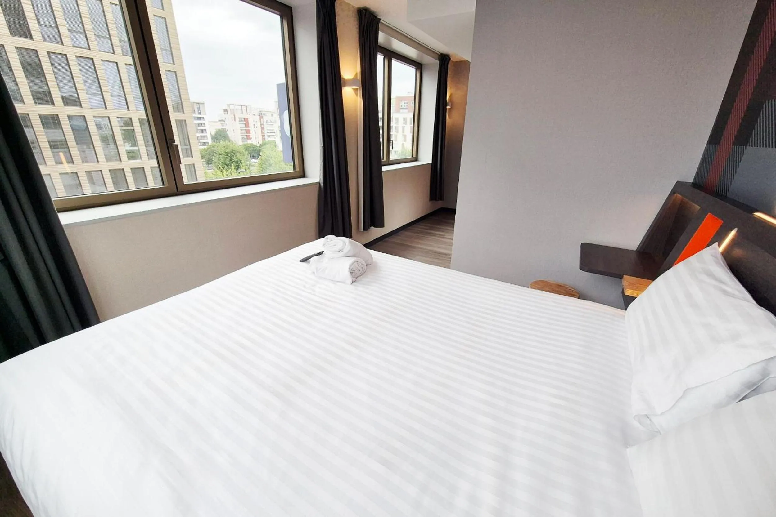 Bedroom, Bed in easyHotel Paris Nord Aubervilliers