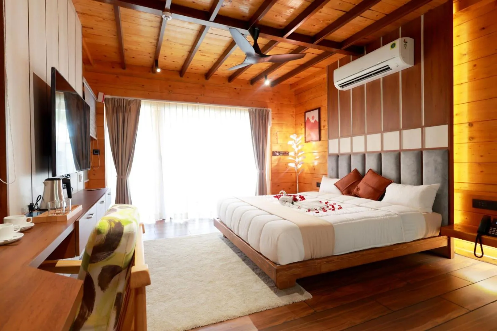 View (from property/room), Bed in Wooden ECR Sea Resort