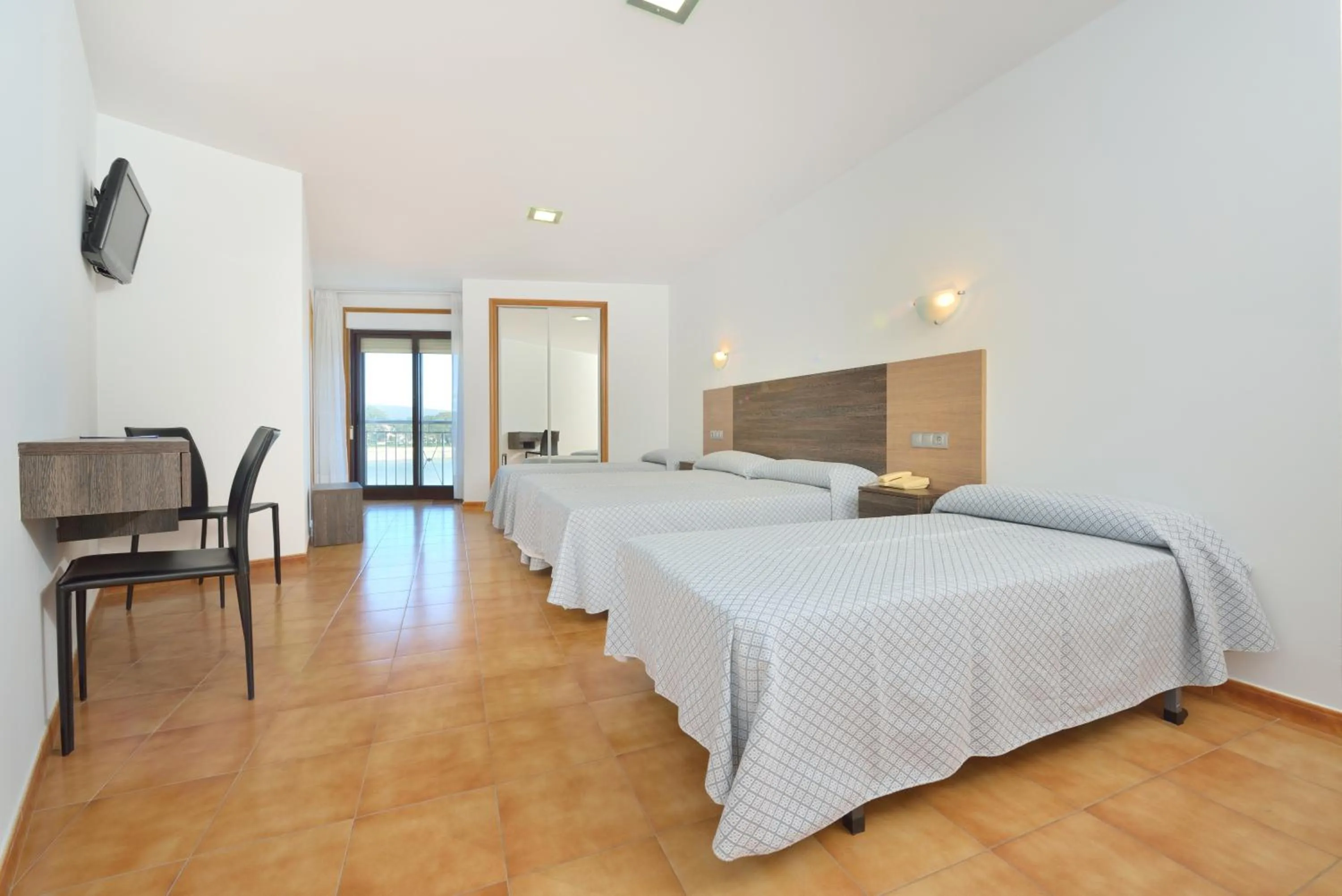 Bed in Hotel Montemar *** Superior