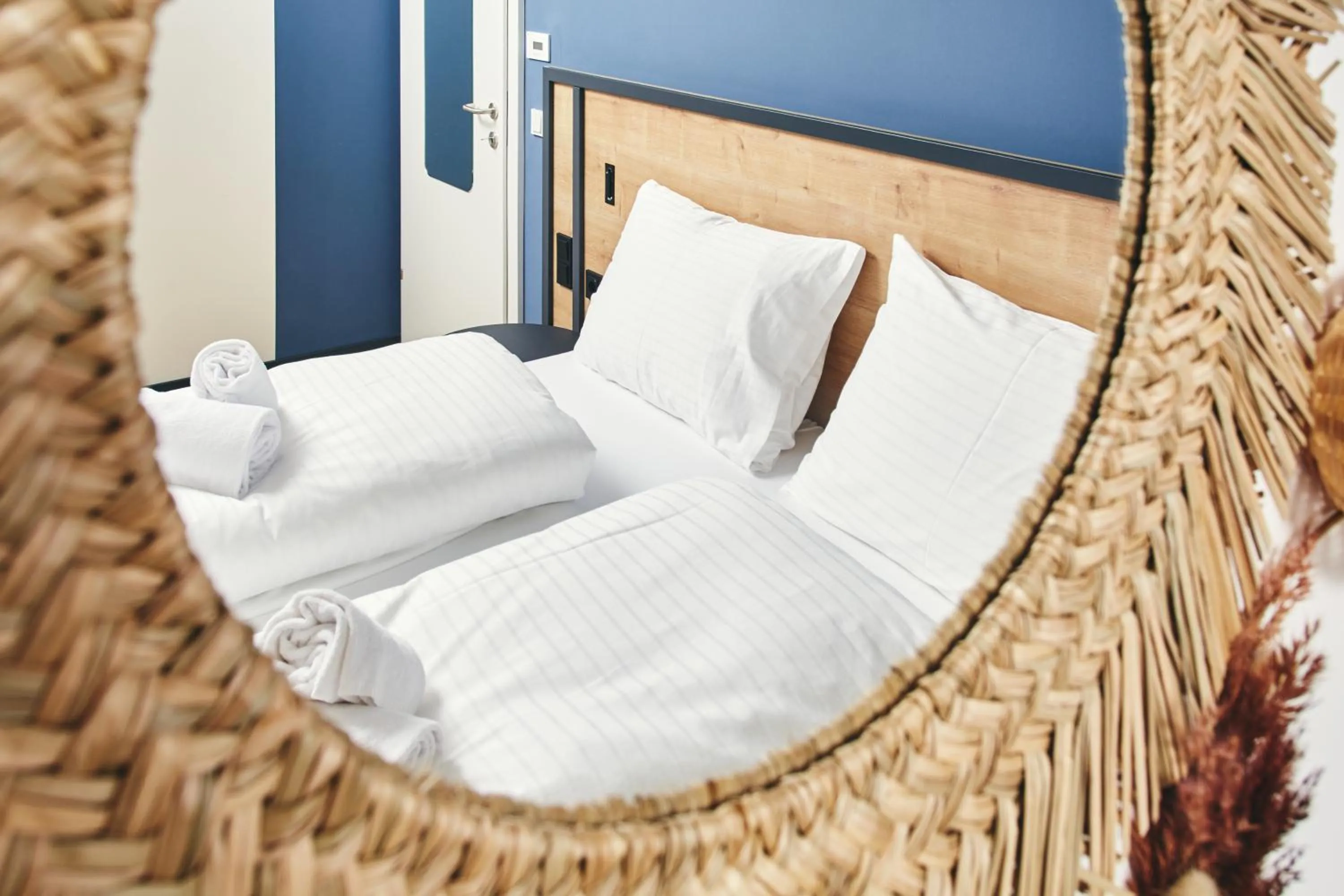 Bed in HOMEBOUND APARTMENTS Bad Goisern - contactless check-in