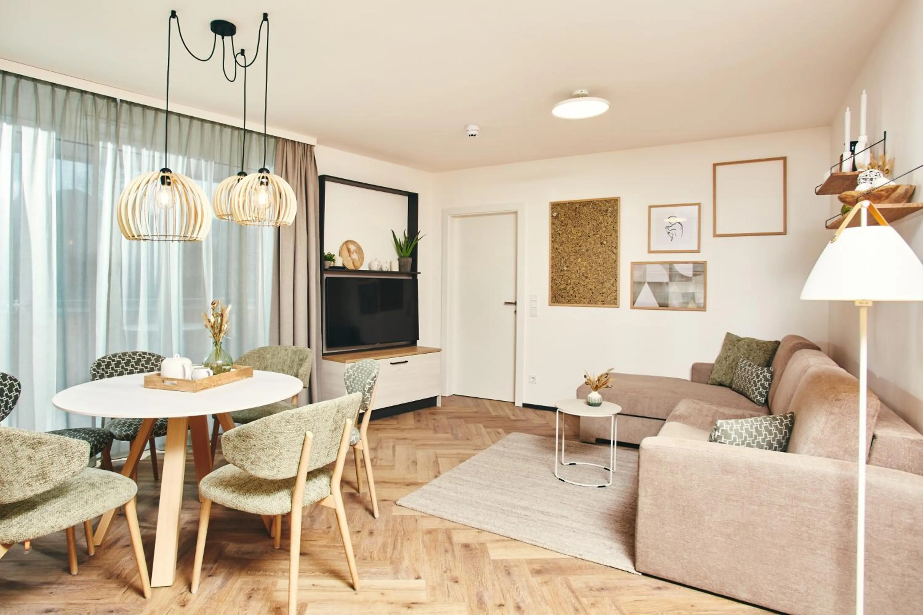 TV and multimedia in HOMEBOUND APARTMENTS Bad Goisern - contactless check-in