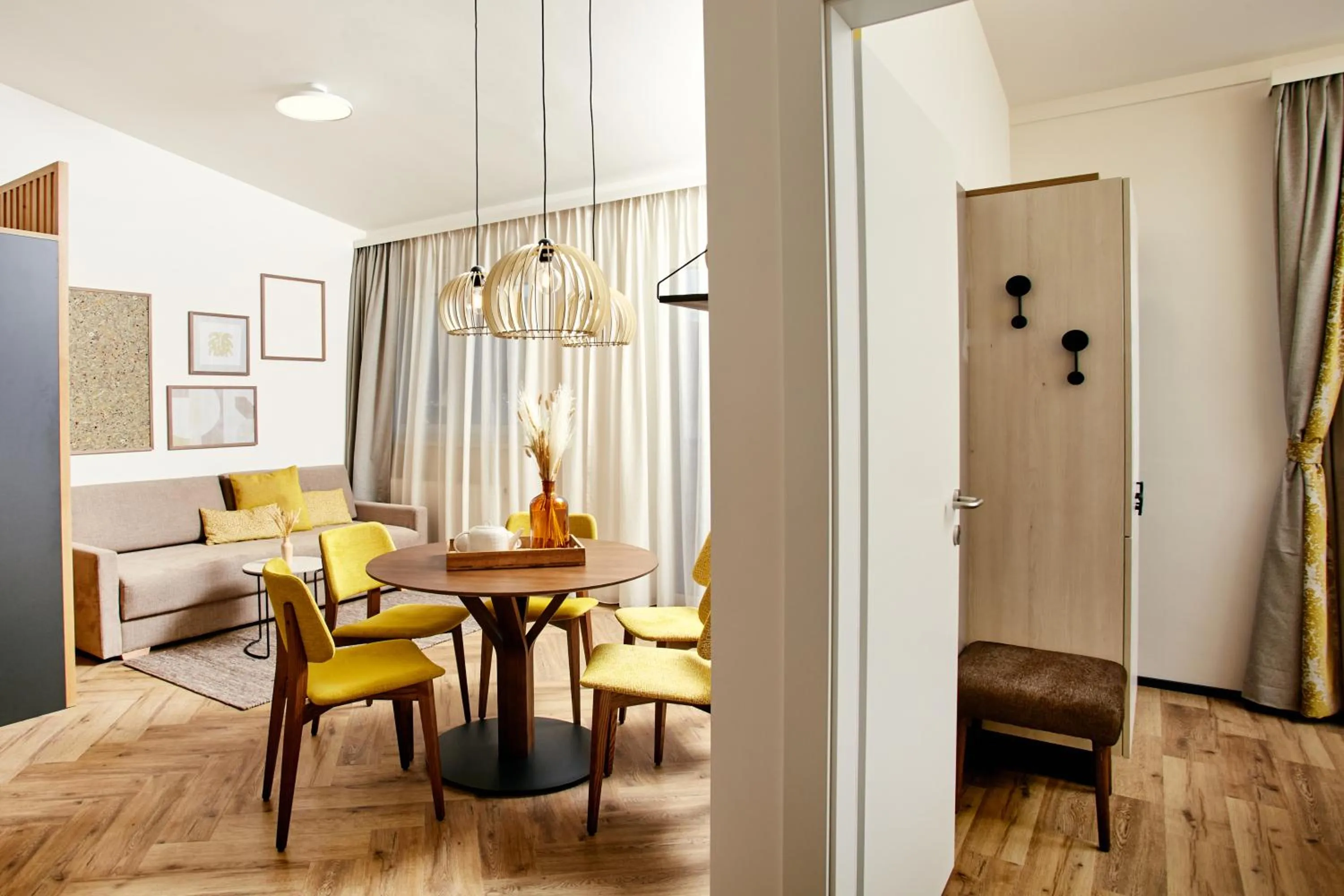 Living room in HOMEBOUND APARTMENTS Bad Goisern - contactless check-in