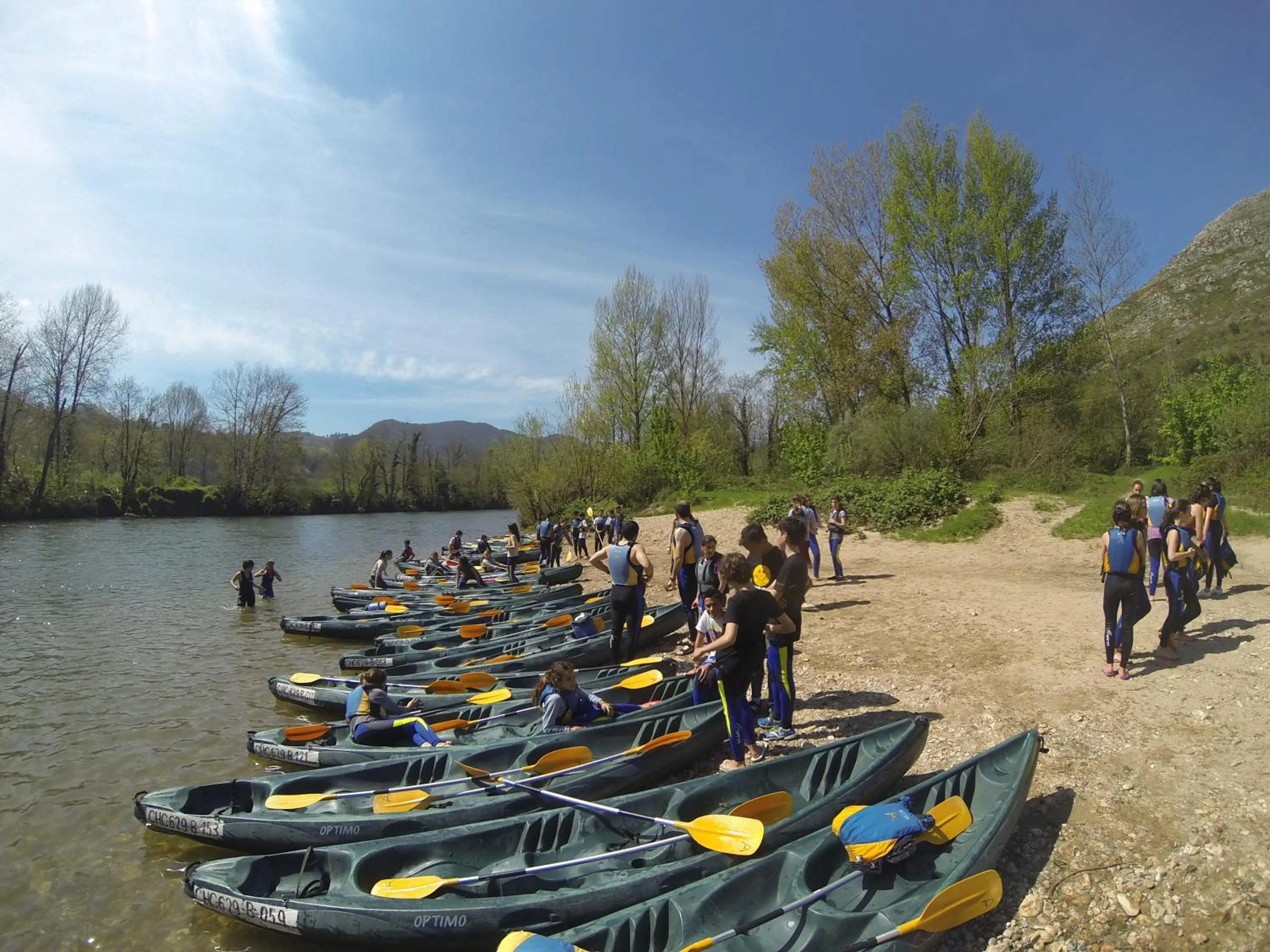 Canoeing in Conjunto Hotelero La Pasera